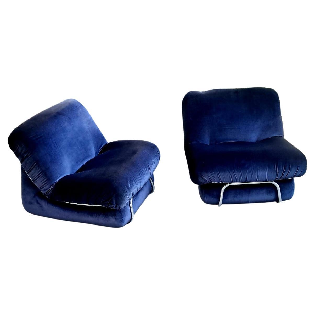 I.P.E., Pair of Lounge Chairs Model 'Corolla' For Sale