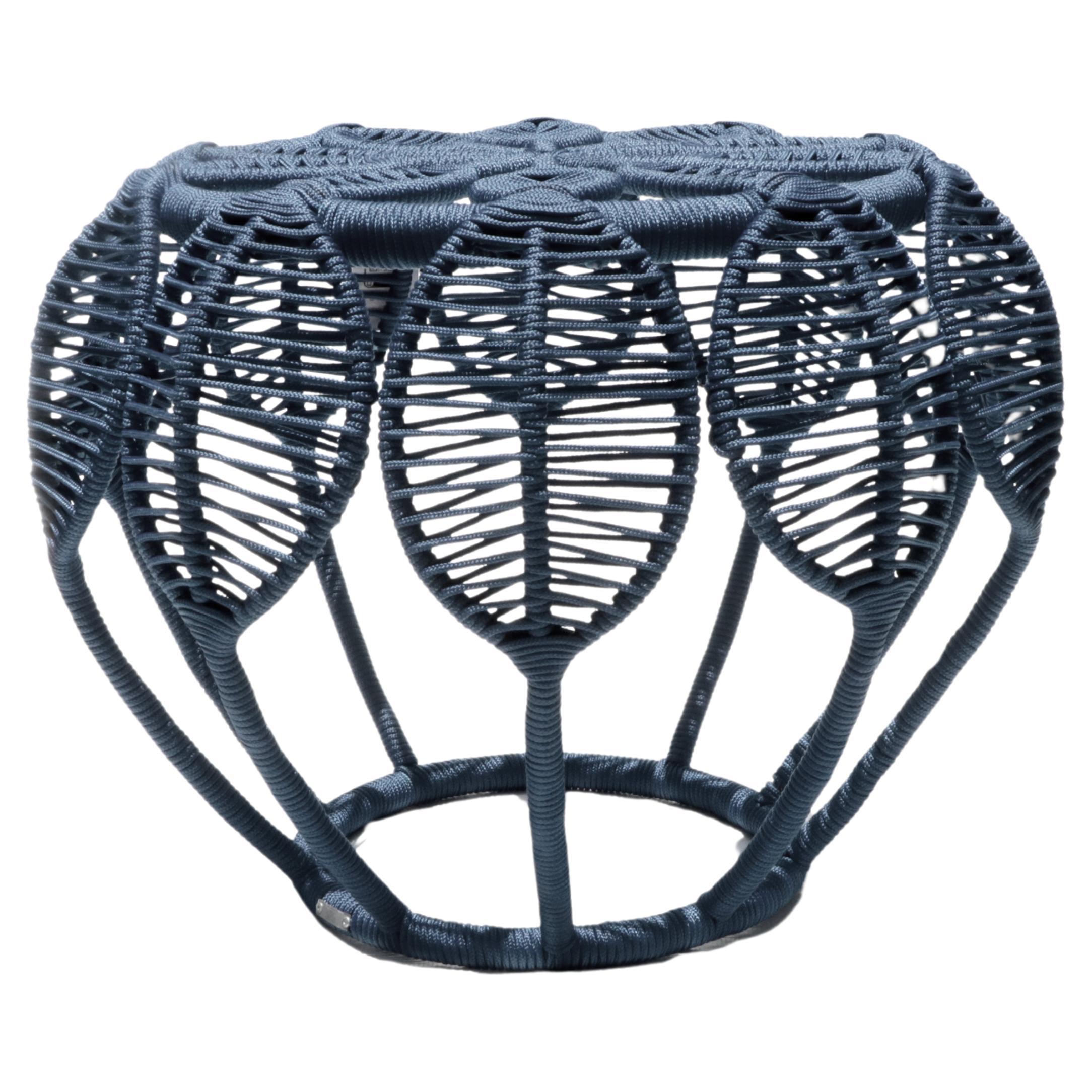 Ipê Stool - In navy blue For Sale