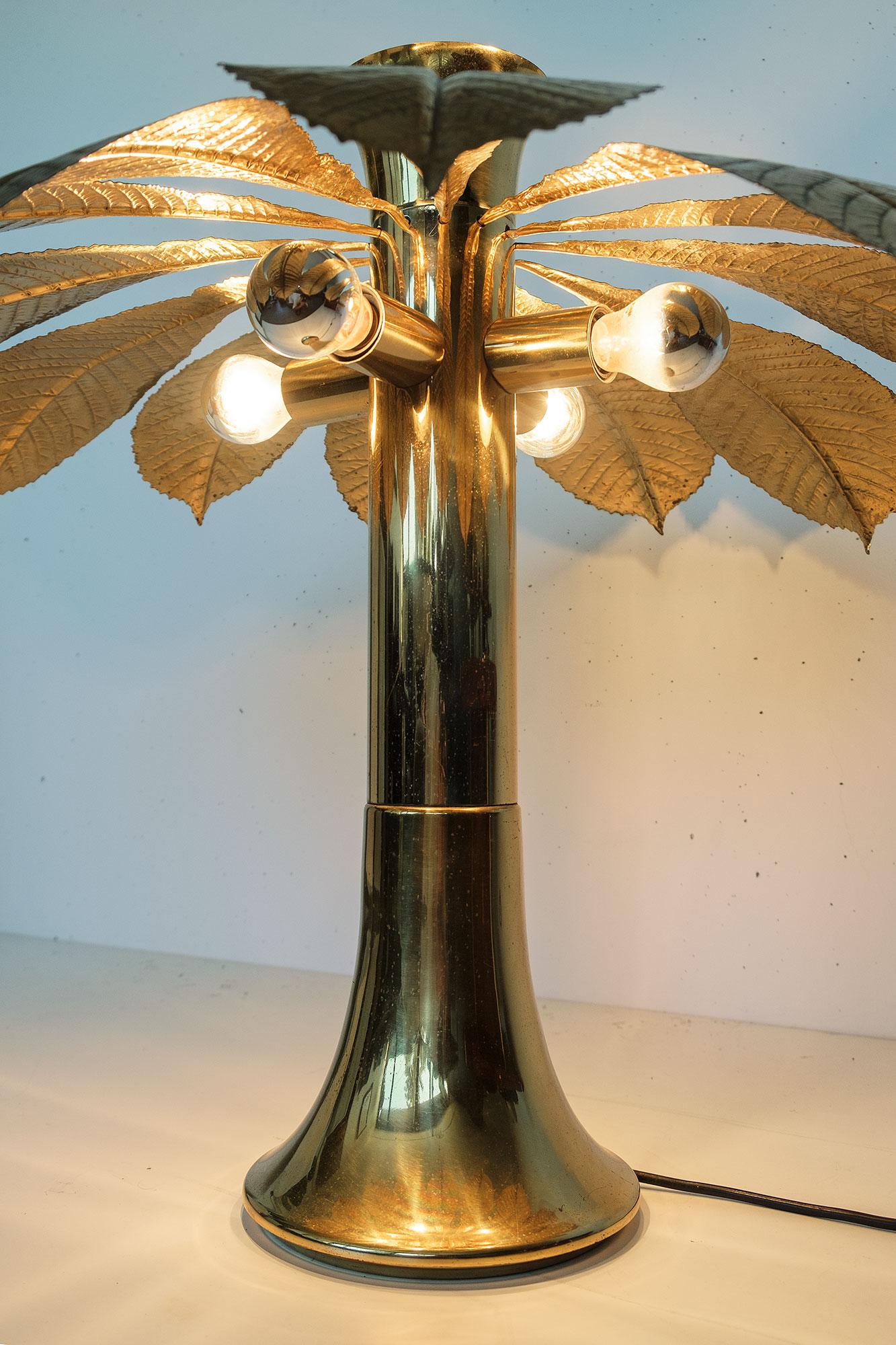 Ippocastano (Chestnut) Brass Lamp by Carlo Giorgi for Bottega Gadda, Milano In Good Condition For Sale In Lugano, TI