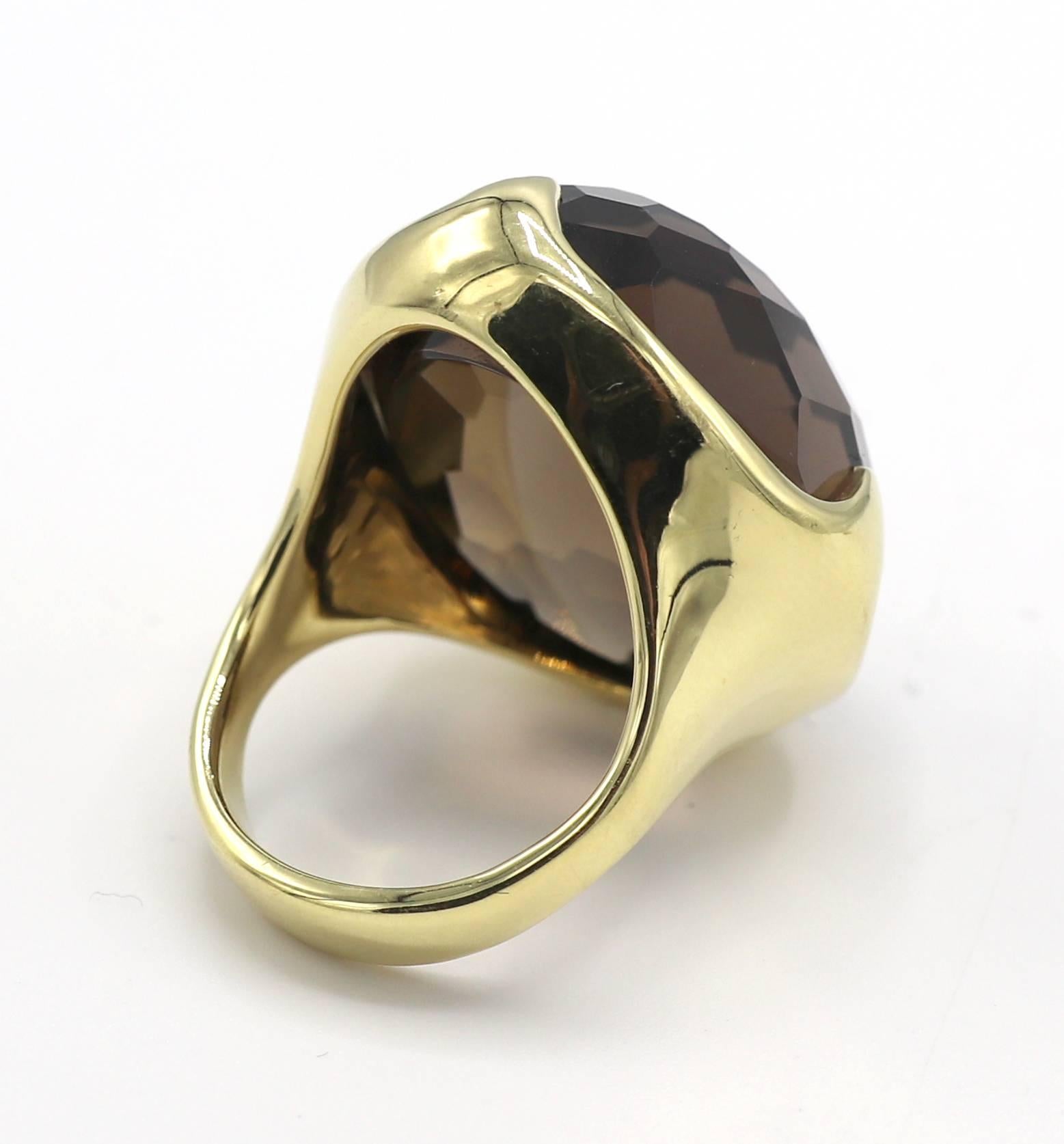 Ippolita 18 Karat Yellow Gold Smoky Quartz Dome Cocktail Ring  In Excellent Condition In  Baltimore, MD