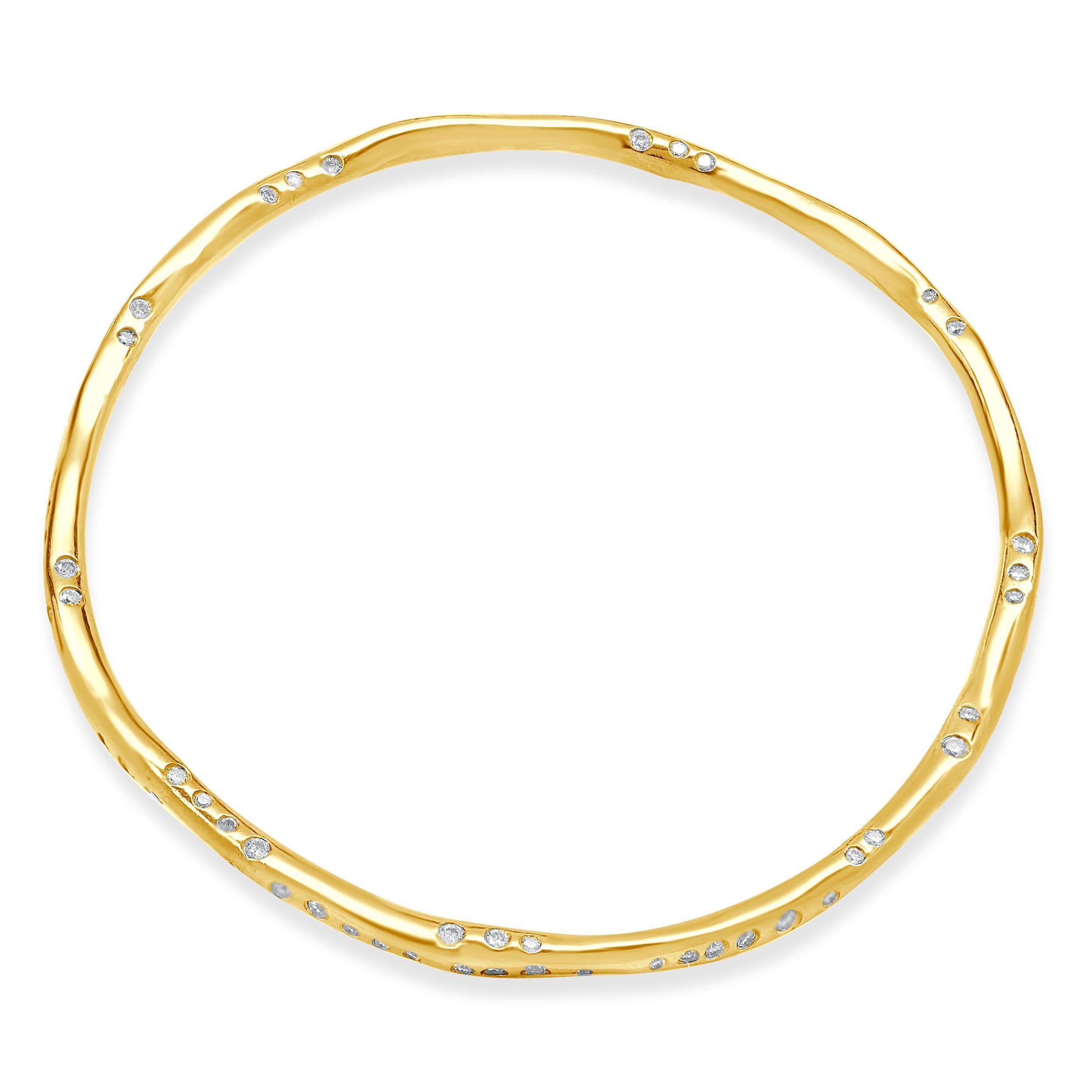 Designer: Ippolita
Material: 18K yellow gold
Diamond: 129 round brilliant cut = 1.49cttw
Color: H
Clarity: SI2
Dimensions: bracelet will fit up to a 7.5-inch wrist
Weight: 16.69 grams