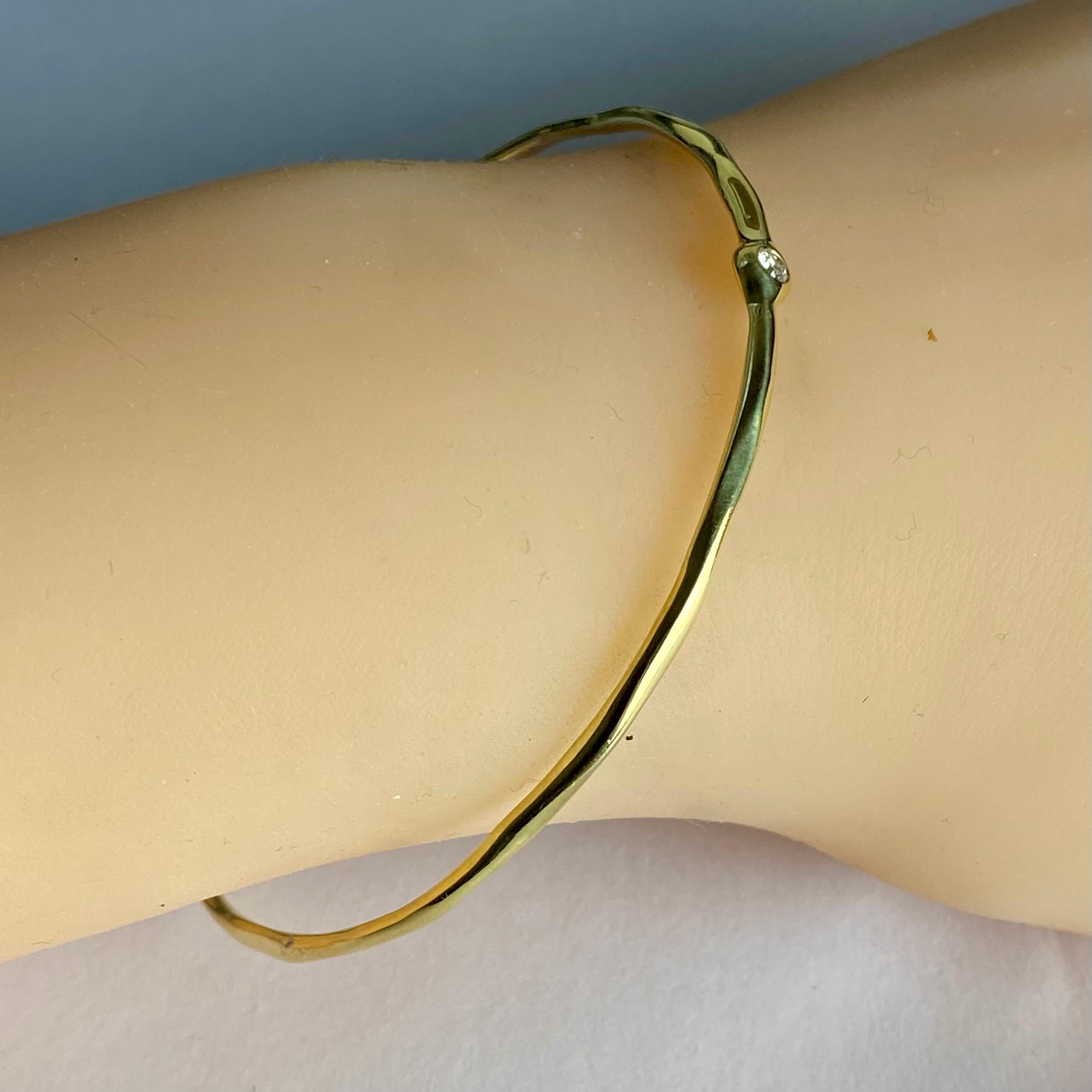 Ippolita 18K Yellow Gold and Diamond Bangle Bracelet In Good Condition In New York, NY