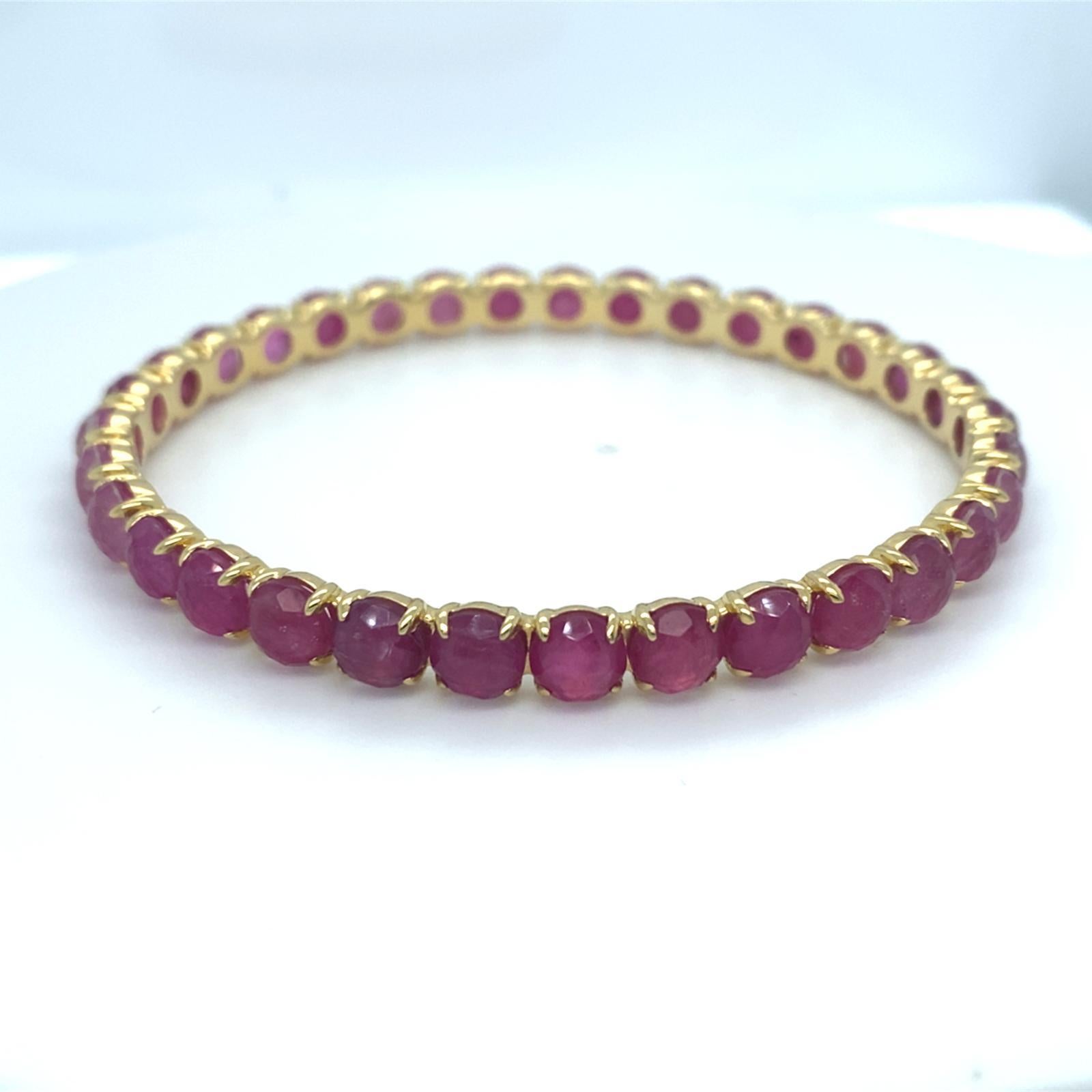 Moderne Ippolita, bracelet jonc en or jaune 18 carats et rubis en vente