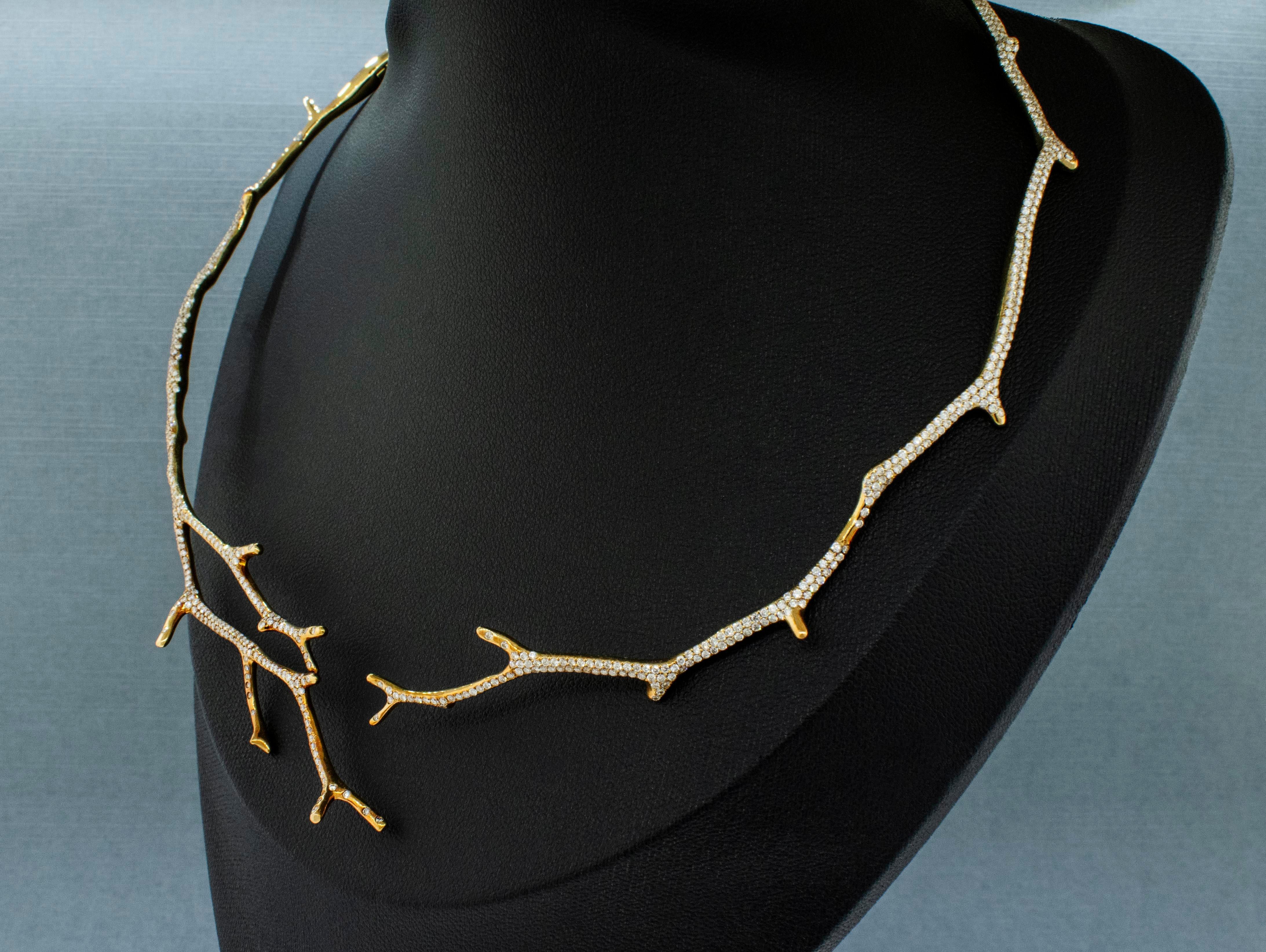 Ippolita 18K Yellow Gold Diamond Hinged Collar Necklace In Good Condition For Sale In Boone, NC