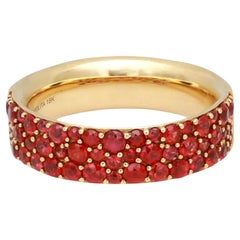 Ippolita Anillo de media banda eterna de 3 filas de rubíes y zafiros redondos Oro amarillo de 18 quilates