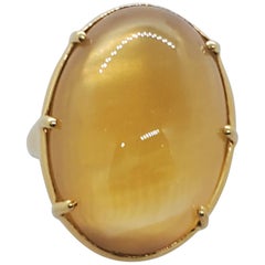 Ippolita Estate Oval Cabochon Mother of Pearl Ring in 18 Karat Yellow Gold