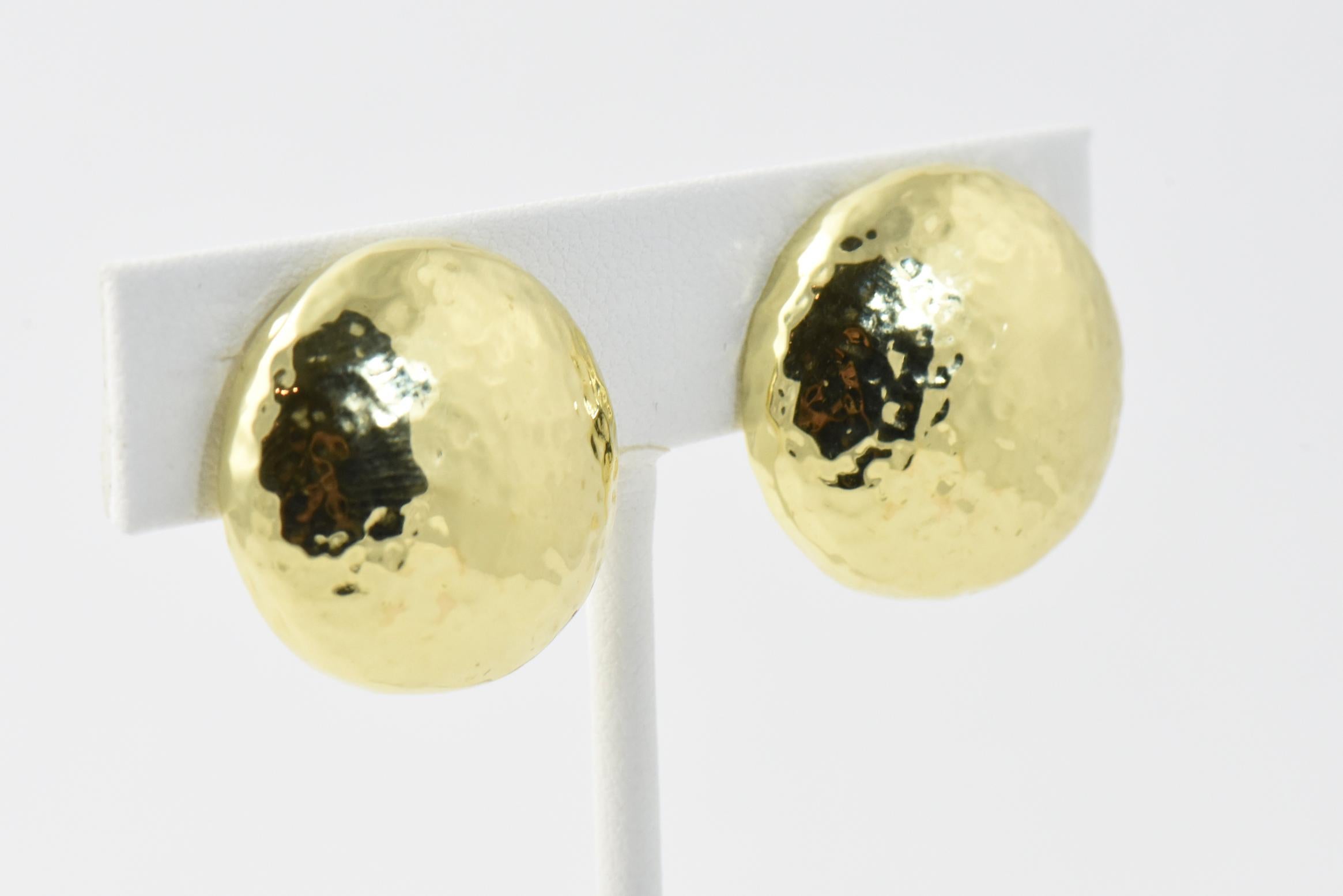 gold hammered disc earrings