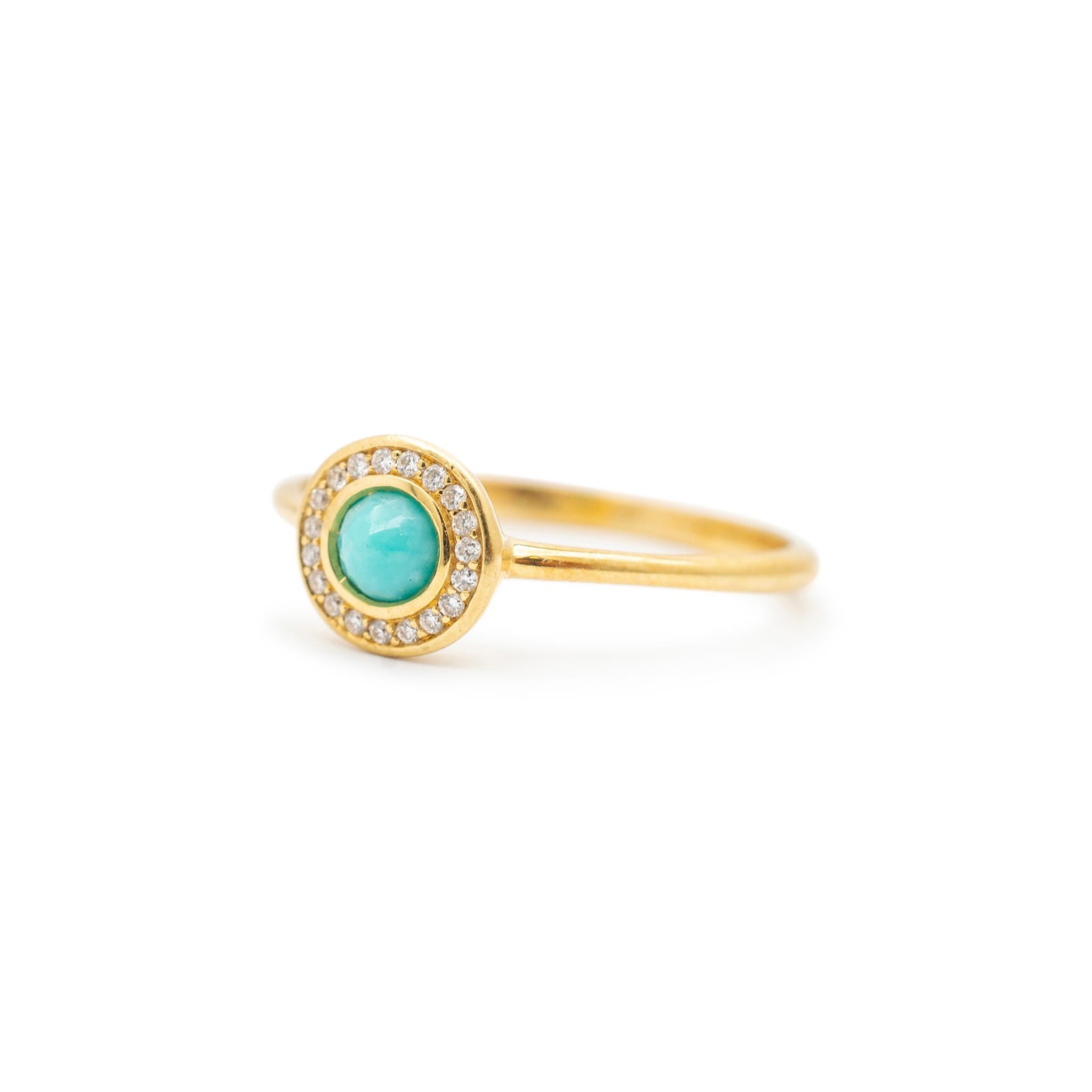 Brand: Ippolita

Gender: Ladies

Size: 7

Head measurements: 7.30mm x 7.60mm

Shank maximum width: 1.75mm

Weight: 2.10 grams

Ladies Ippolita 18K yellow gold diamond and tourmaline halo, cocktail ring with a half round shank. Engraved with 