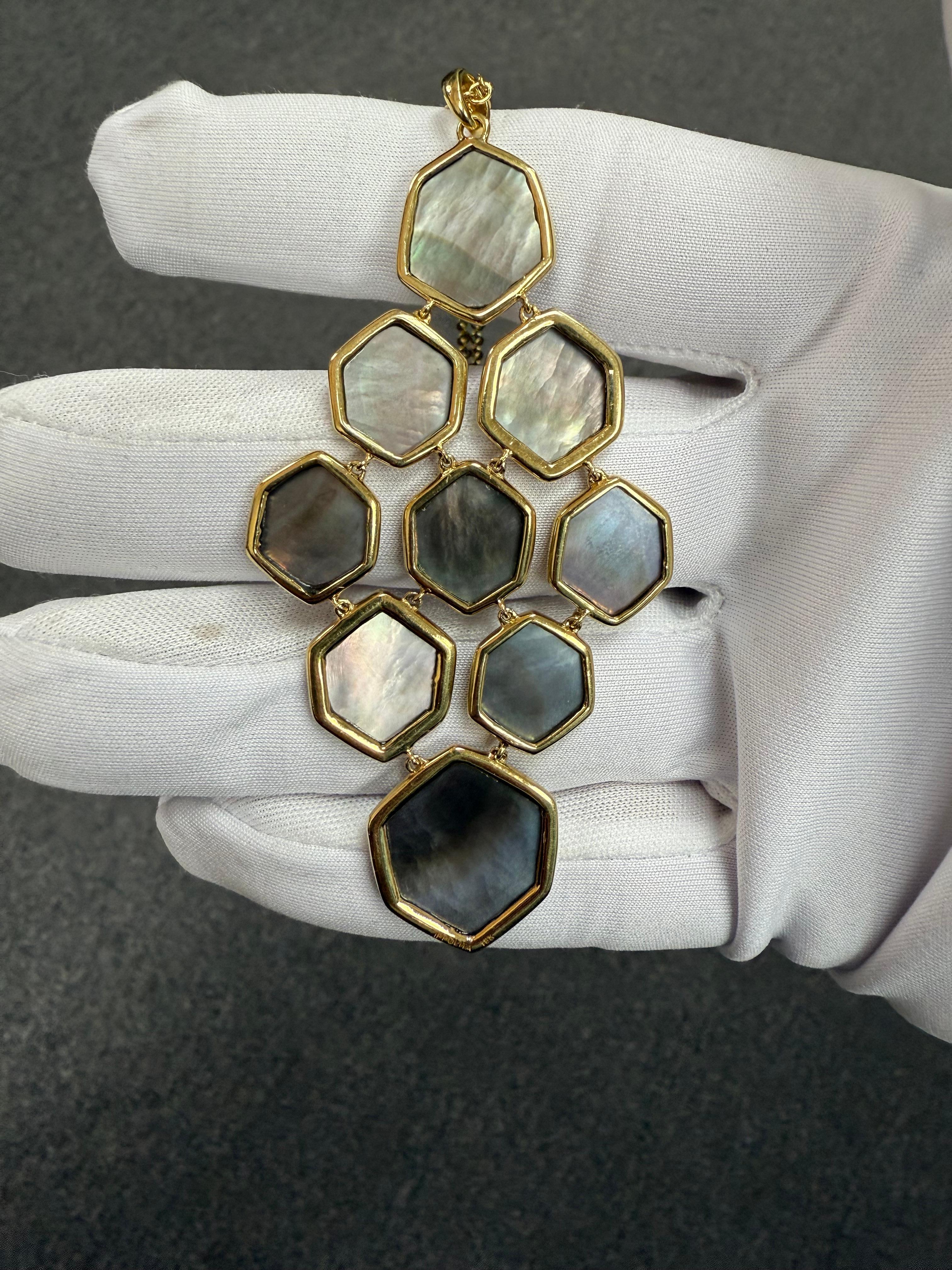 Ippolita Collier à pendentifs réversibles en or jaune, nacre et diamants en vente 7