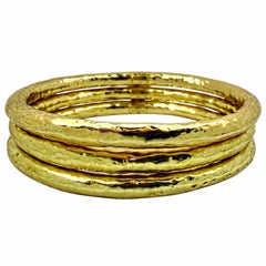 Ippolita Set of Three 18K Yellow Gold Hammered Finish Bangle Bracelets