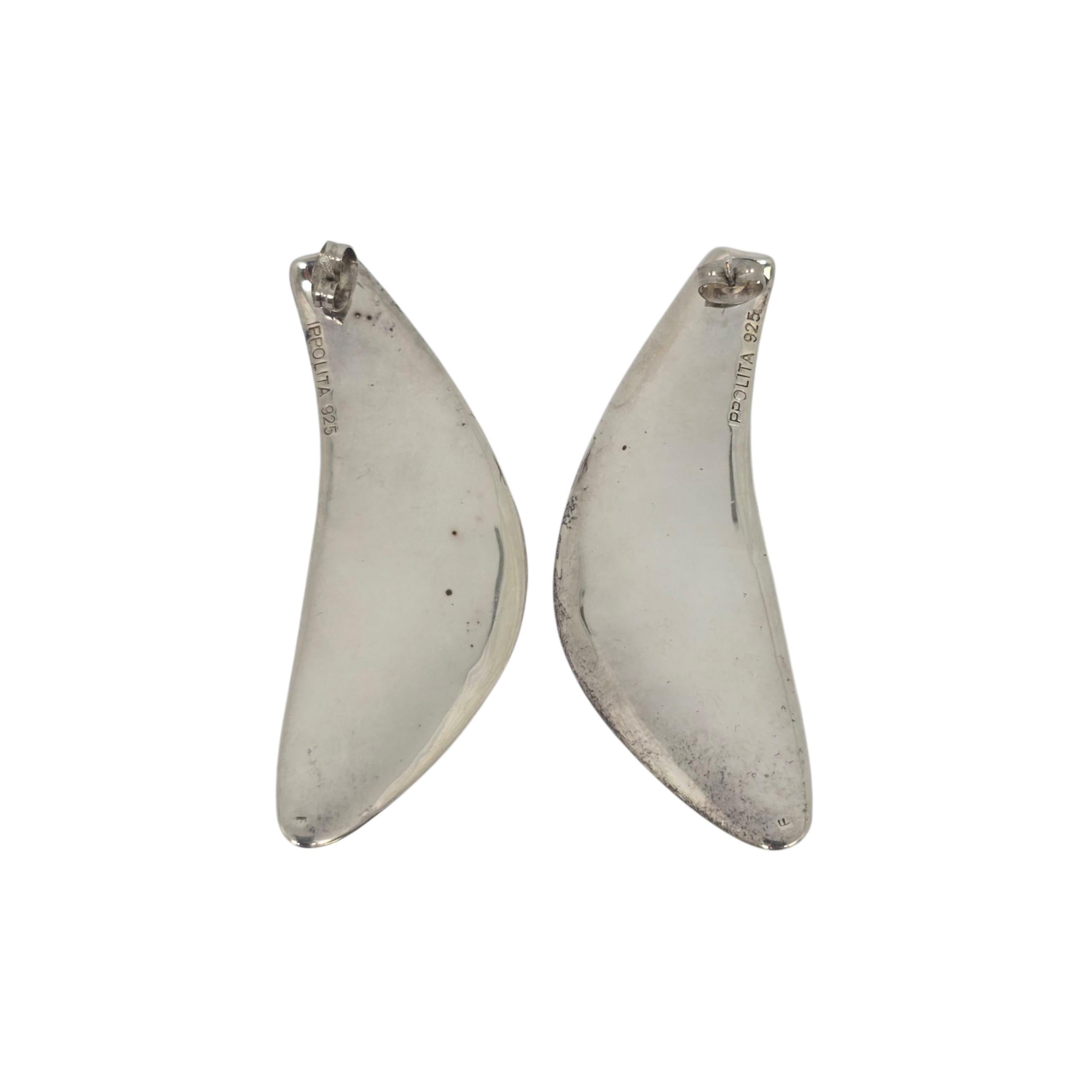 Ippolita Sterling Silver Modernist Boomerang Earrings

These Ippolita earrings feature a smooth polished finish in a modernist boomerang shape

Weighs approx 21.0g, 13.5dwt

Measures approx 2 1/4