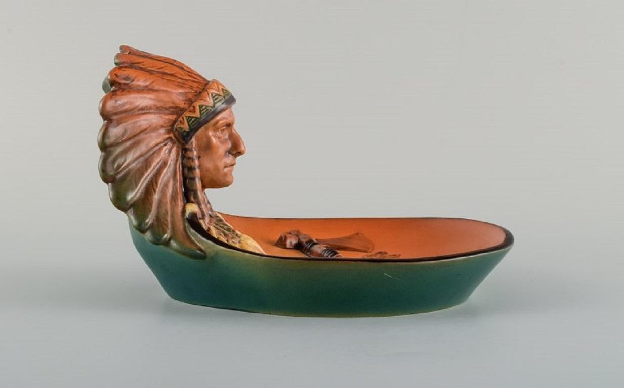 Danish Ipsens, Denmark, Bowl in Glazed Ceramic with Chief, Model 286 For Sale