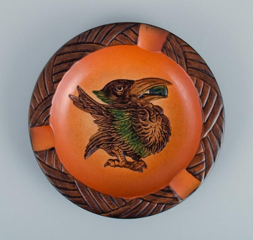 Danish Ipsen's, Denmark, Bowl with Bird and Glaze in Shades of Orange-Green For Sale