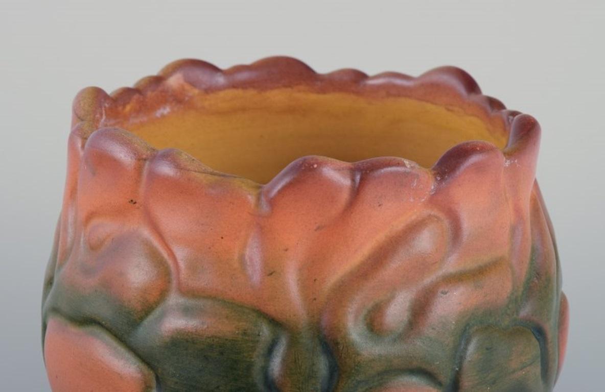 Vernissé Ipsen's, Danemark. Jarre Art Nouveau en céramique. Années 1920/1930. en vente