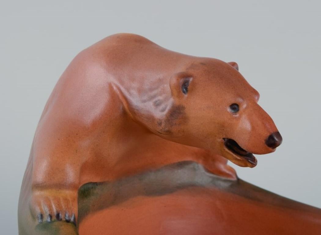 Ipsens, Denmark, Ceramic Bowl with Polar Bear and Seal In Excellent Condition In København, Copenhagen