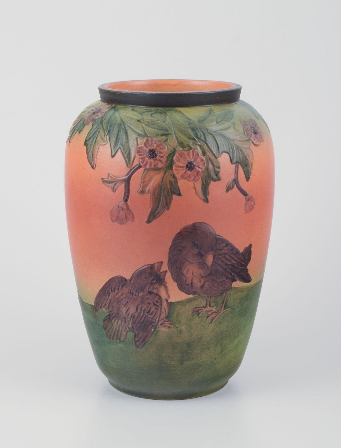 Ipsens, Denmark. Ceramic vase with motif of two sparrows. Approx. 1930s For Sale