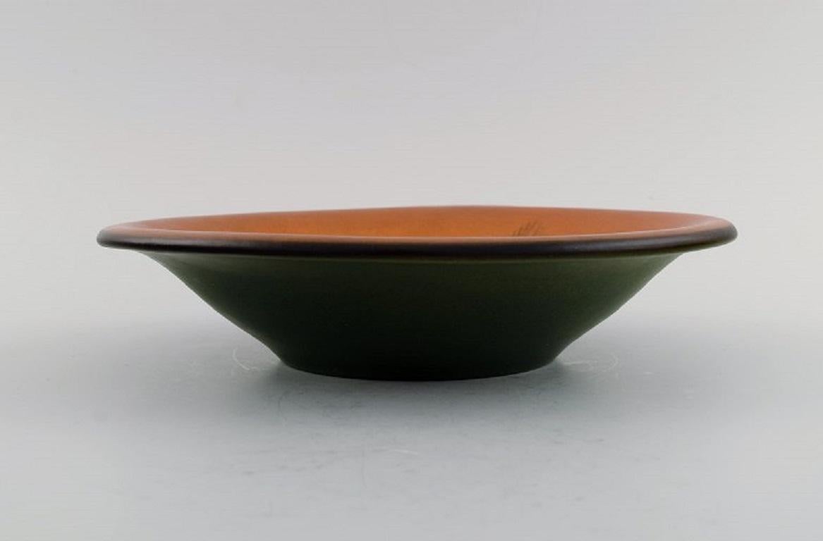 Danish Ipsen's, Denmark. Round Bowl / Dish in Glazed Ceramics with Hand-Painted Flowers