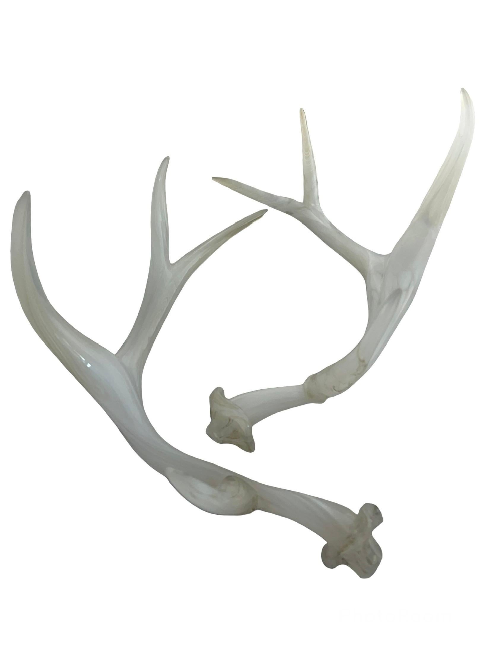 Glass Antlers, white - Gray Figurative Sculpture by Ira Lujan