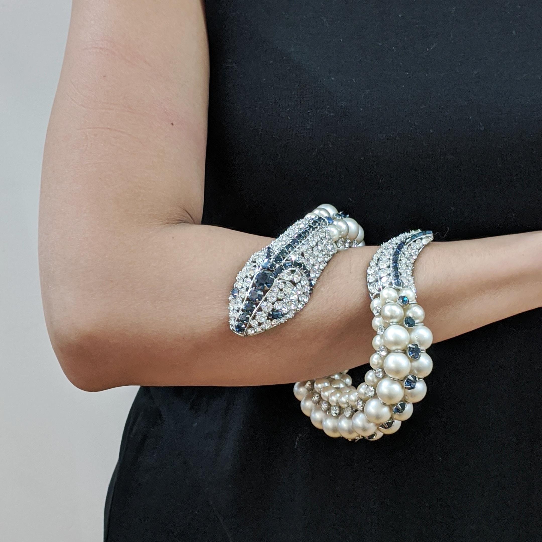 IRADJ MOINI Swarovski-Kristall-Perlen-Perlen-Perlen-Schlangen-Manschetten-Armreif (Rundschliff) im Angebot