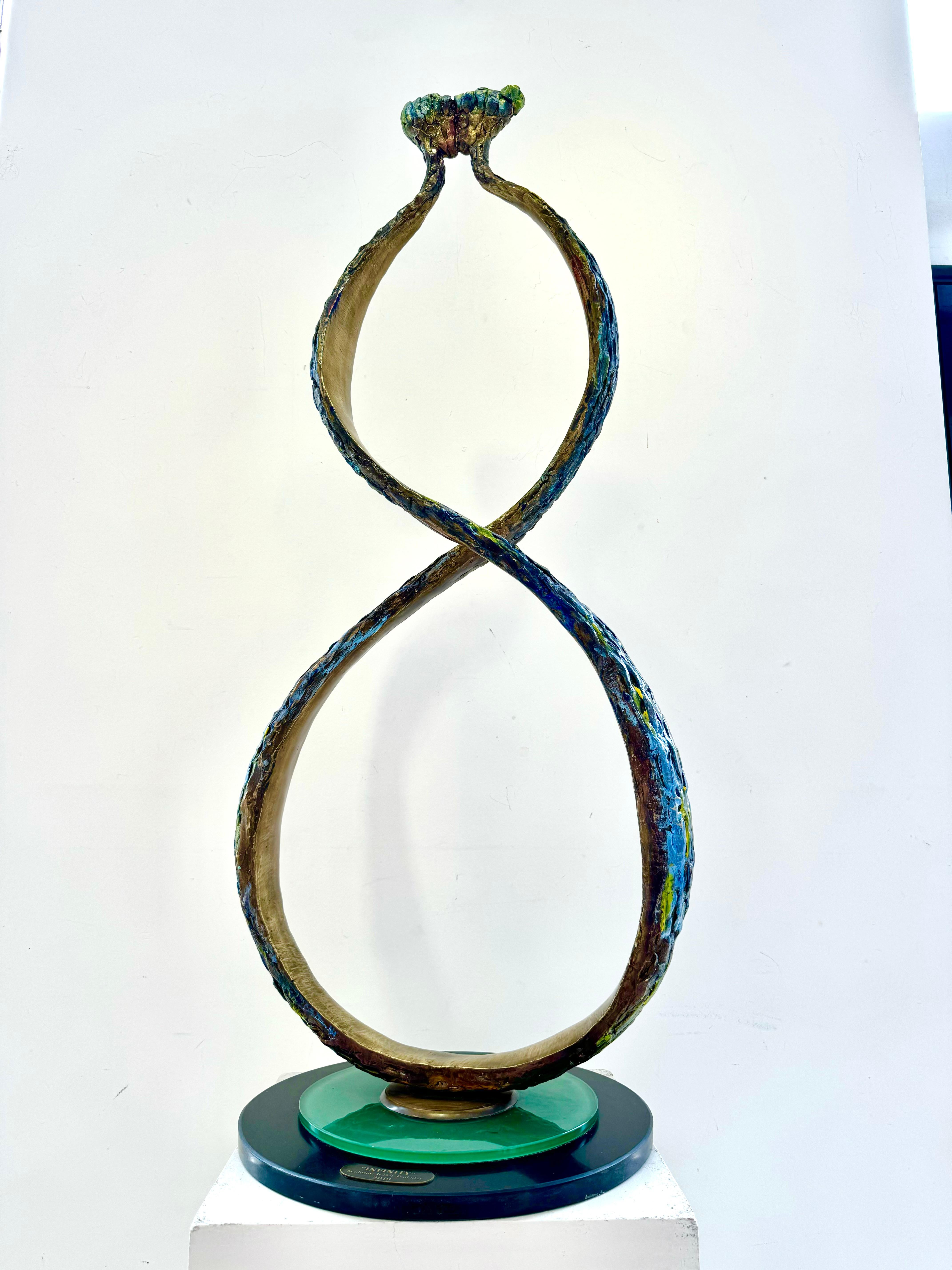 Zeitgenössische georgische Skulptur von Irakli Tsuladze - Unendlichkeit im Angebot 1