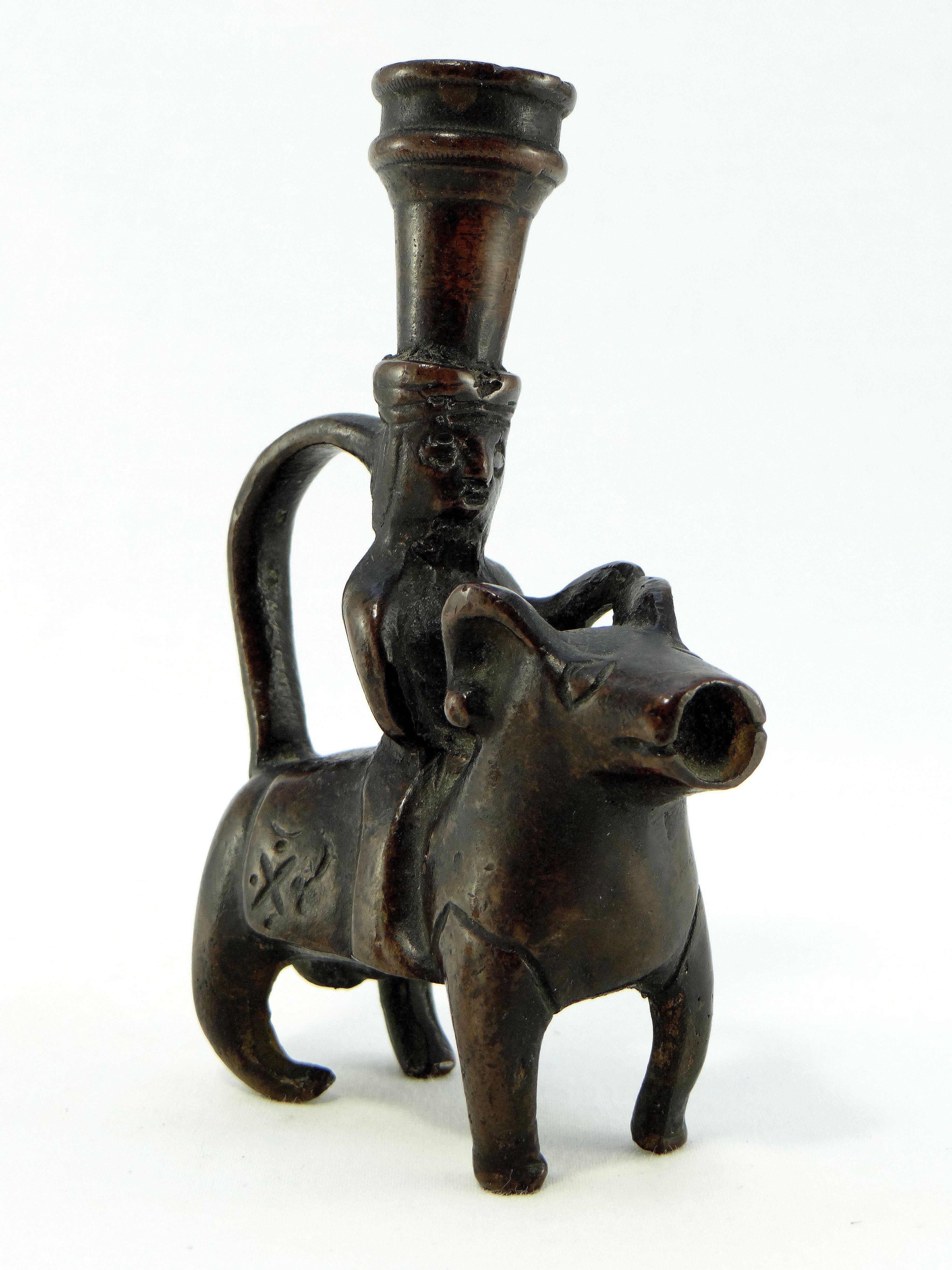 Iran 18th-19th Century, Pair of Bronze Candlesticks Characters on Rams In Good Condition For Sale In Tours, FR