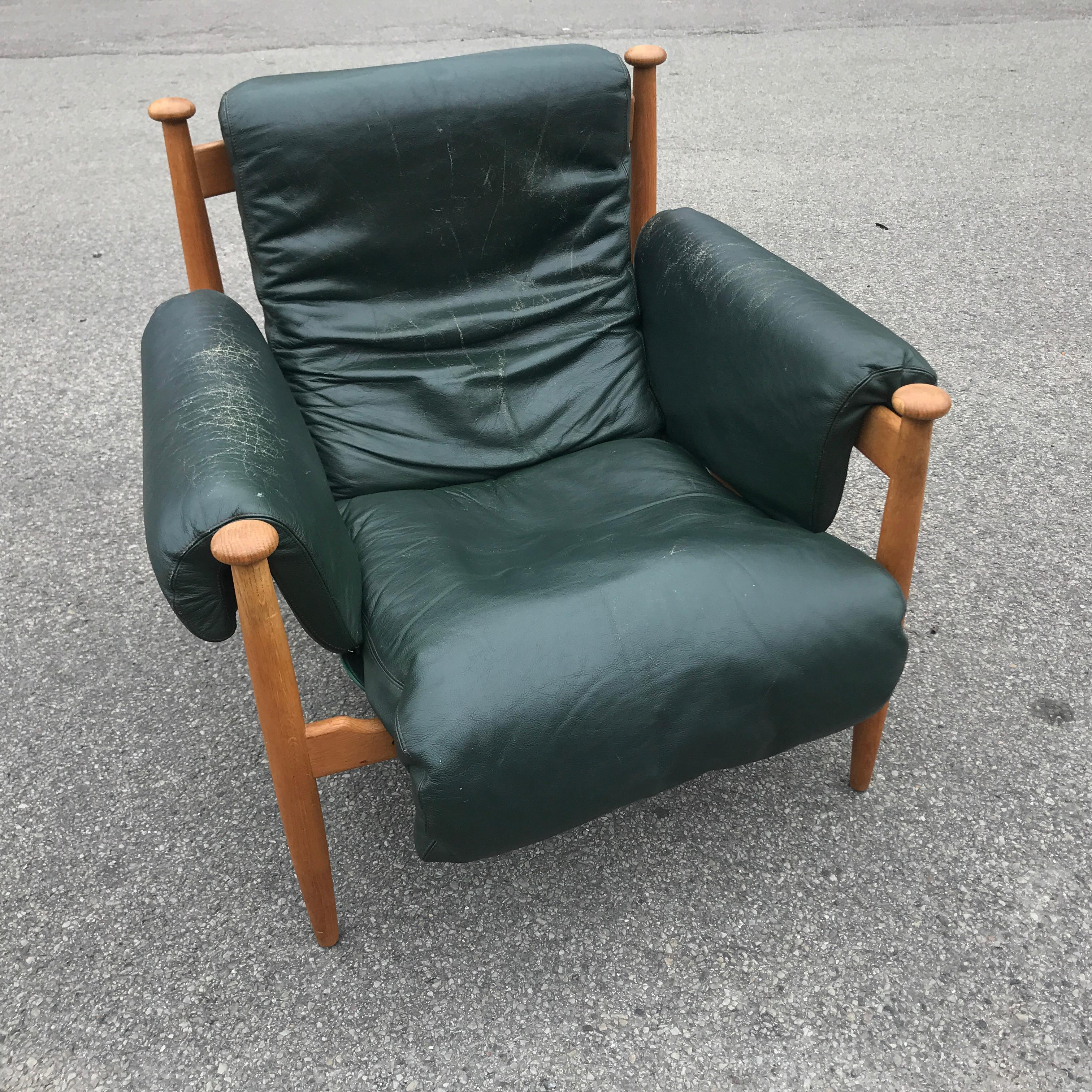Mid-Century Modern IRE Möbler Eric Merthen `Admiral` Midcentury Green Leather Lounge Chair, 1960s