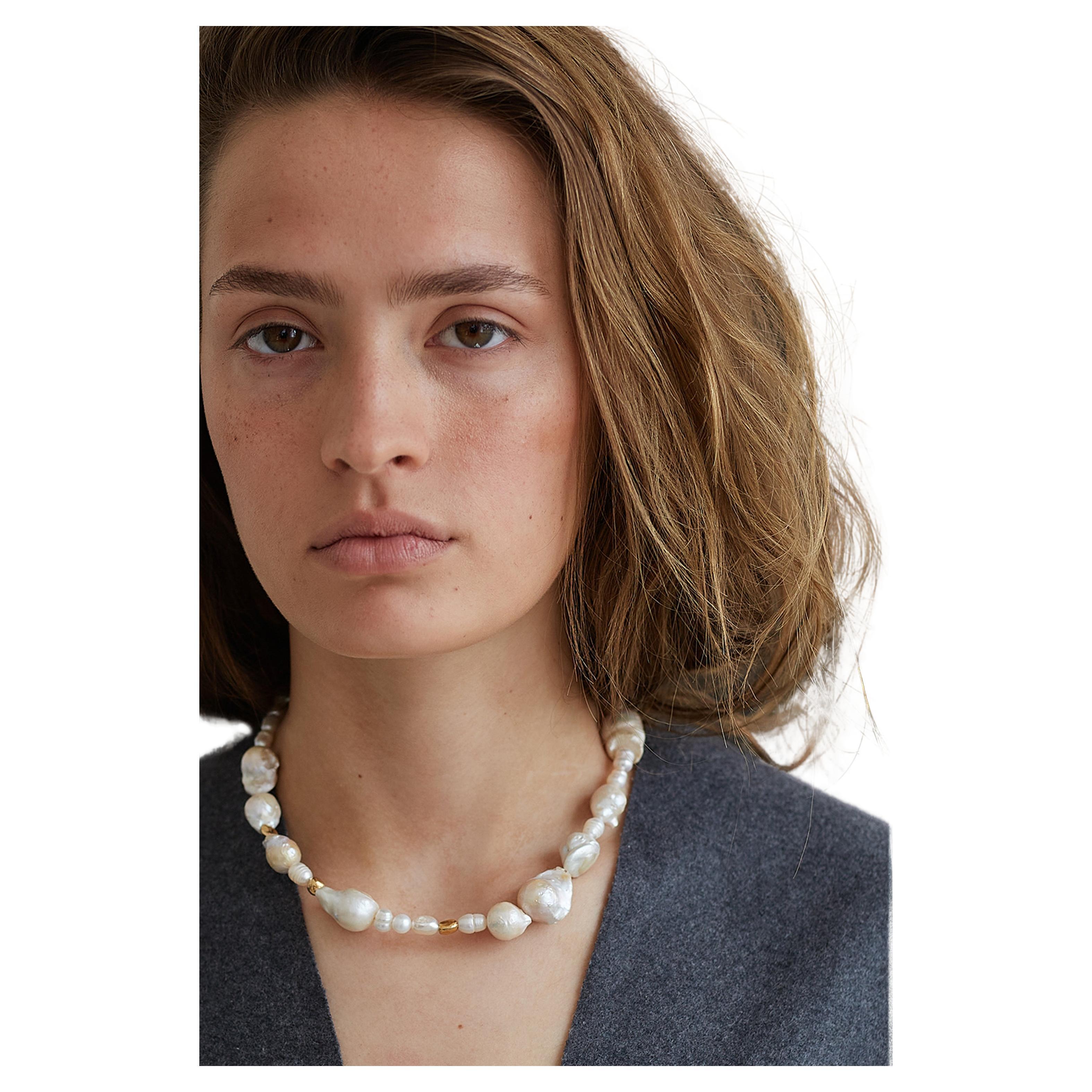 Iregular baroque pearl necklace For Sale