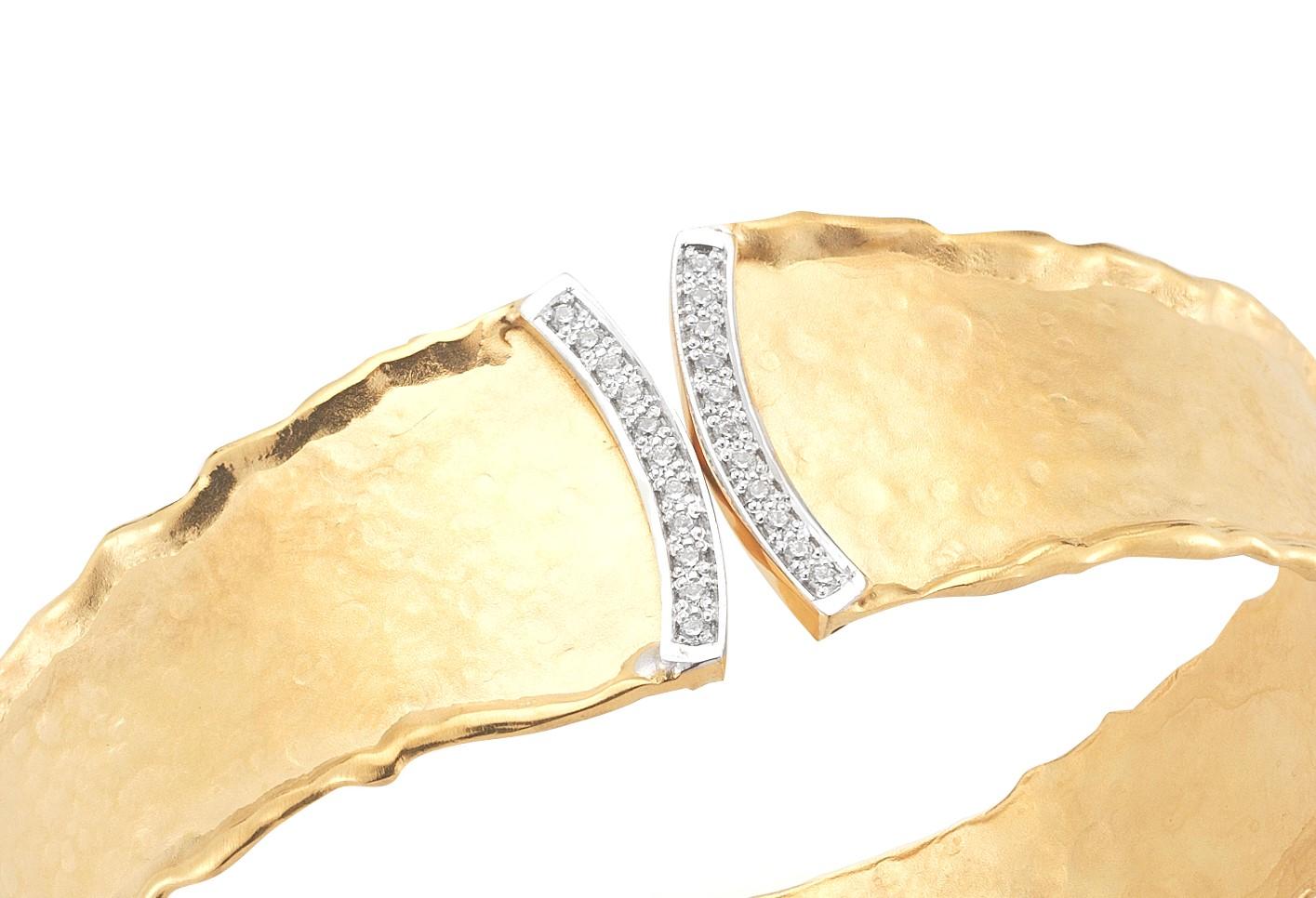 Round Cut Handcrafted 14 Karat Yellow Gold Hammered Cuff Bracelet For Sale