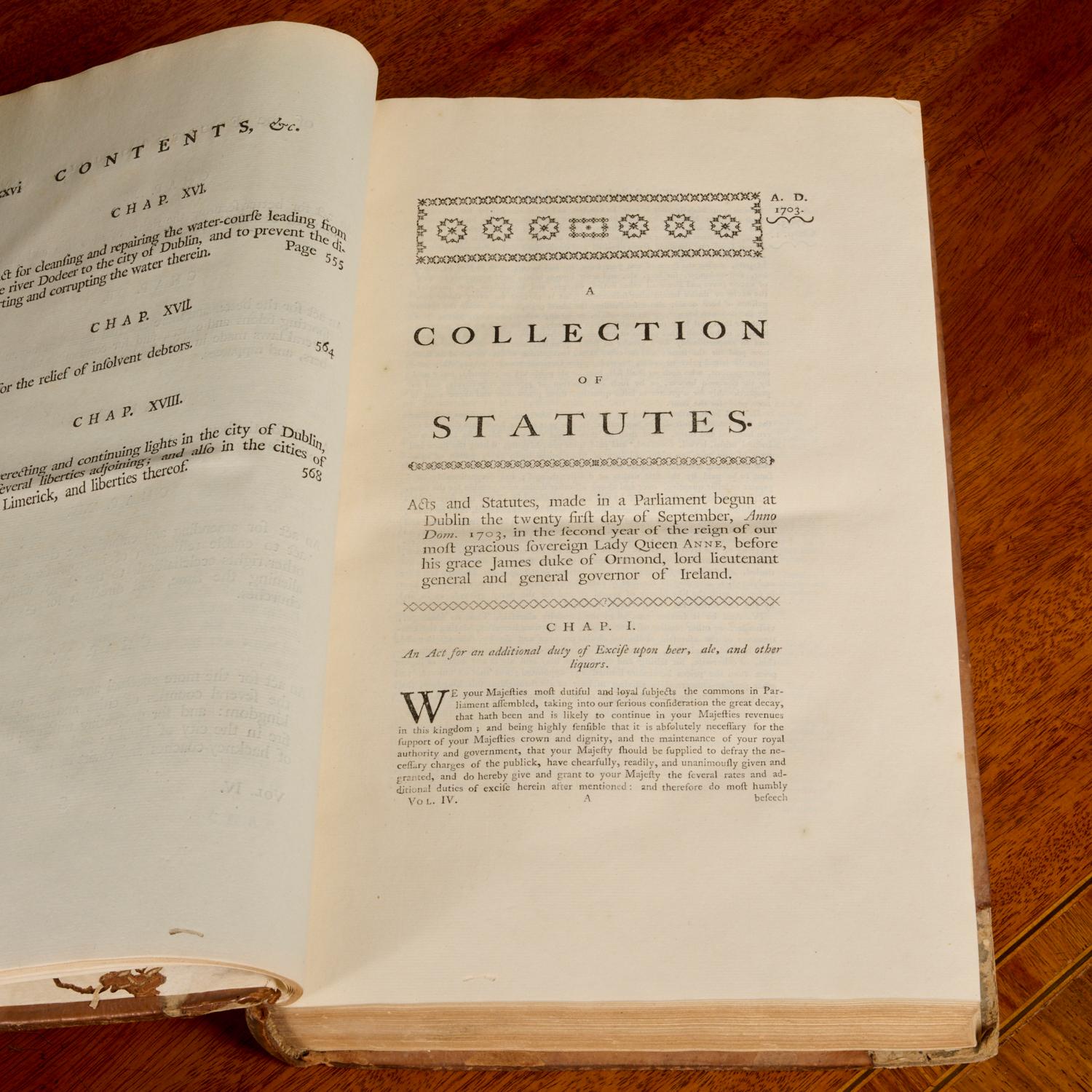 Ireland House of Commons 1753 Vol. III and Statutes at Large 1703-1719 Vol. IV In Fair Condition For Sale In Morristown, NJ