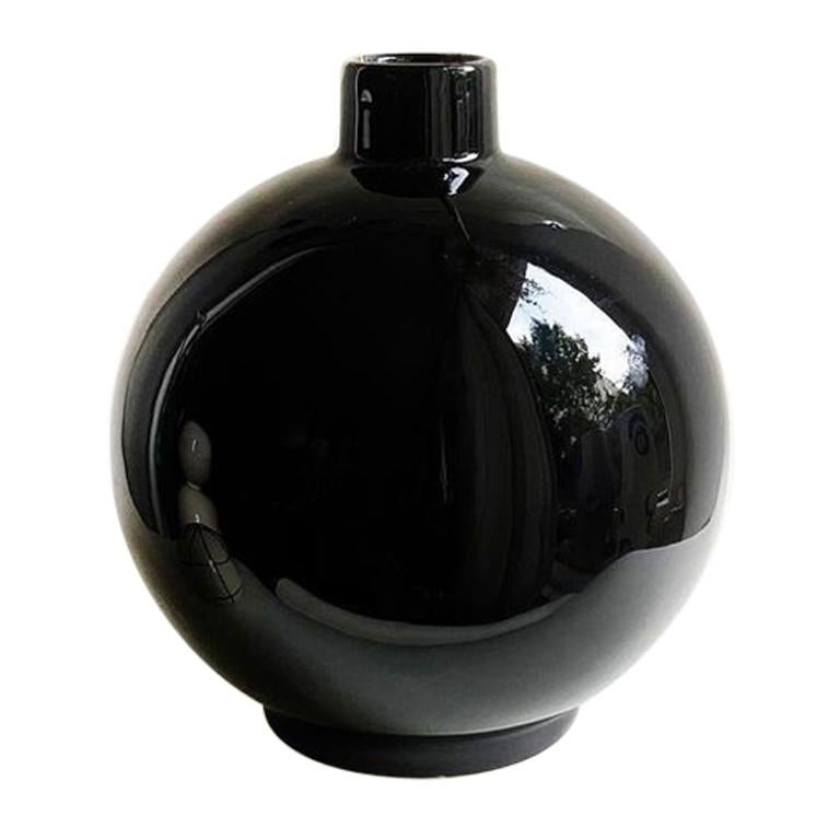 Irena Ceramic Black Vase by Malwina Konopacka