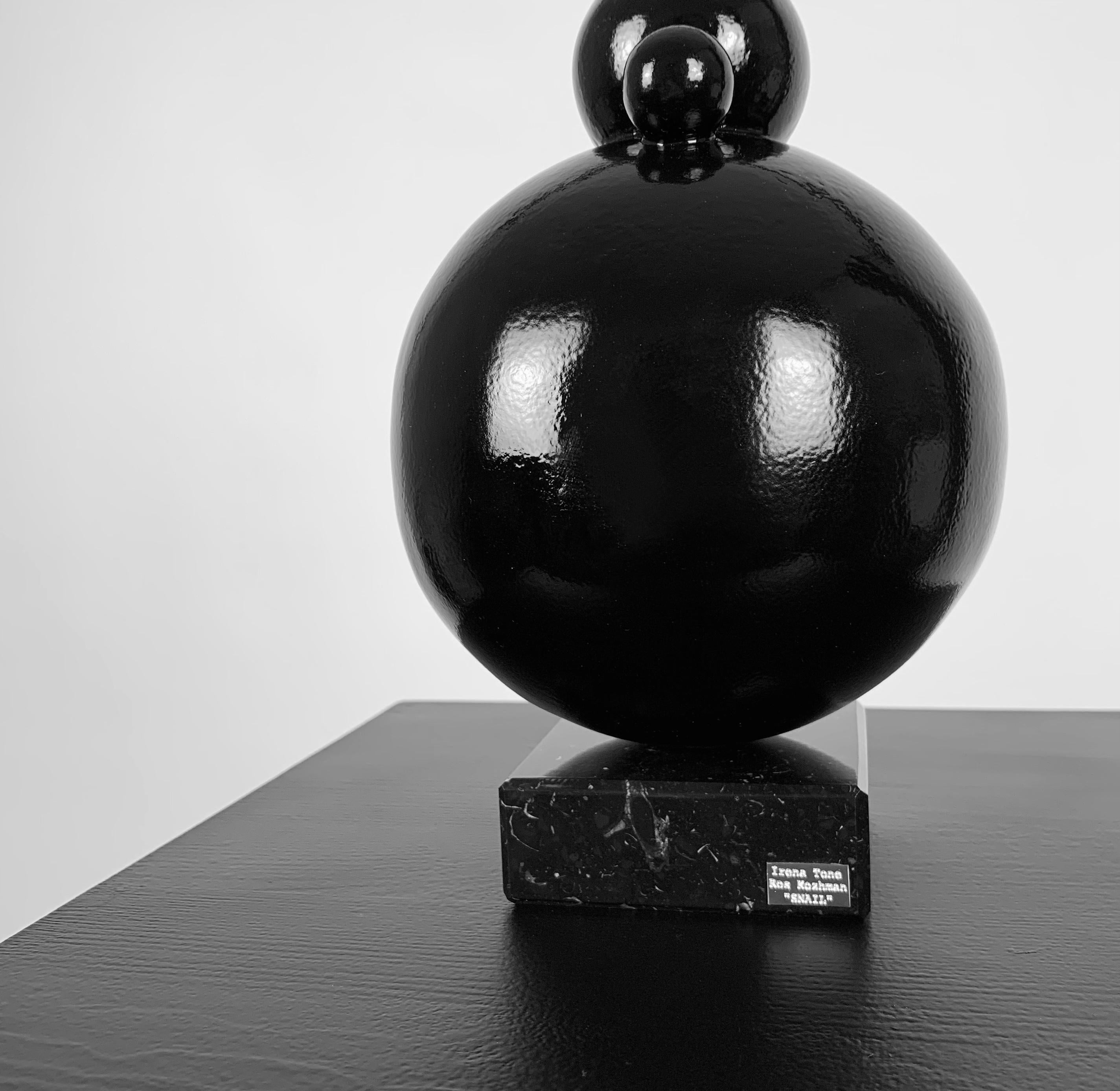 Made in England, 2021.
Created by Award-winning artists IRENA TONE and Rostyslav Kozhman.
Black. Minimalistic. Abstract. Spheres: from molecules to planets. Look around: mono sphere or billions of small combinations of spheres - this all is our