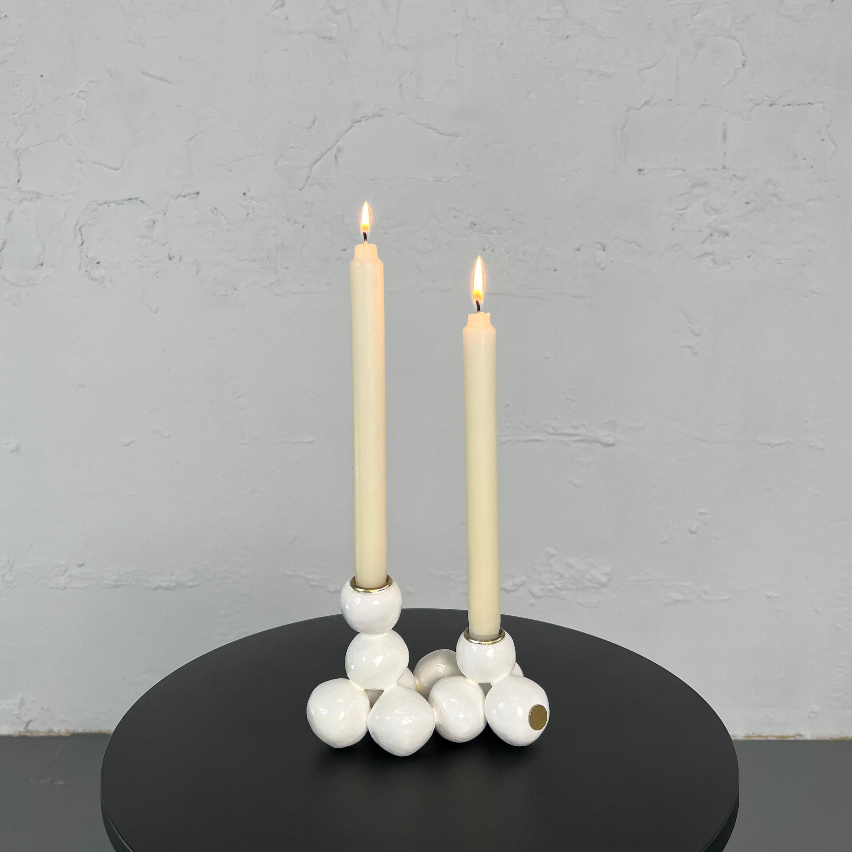 Arty White Kerzenhalter „Small Pearls“ für 2 Kerzenkugeln, Original-Skulptur im Angebot 6