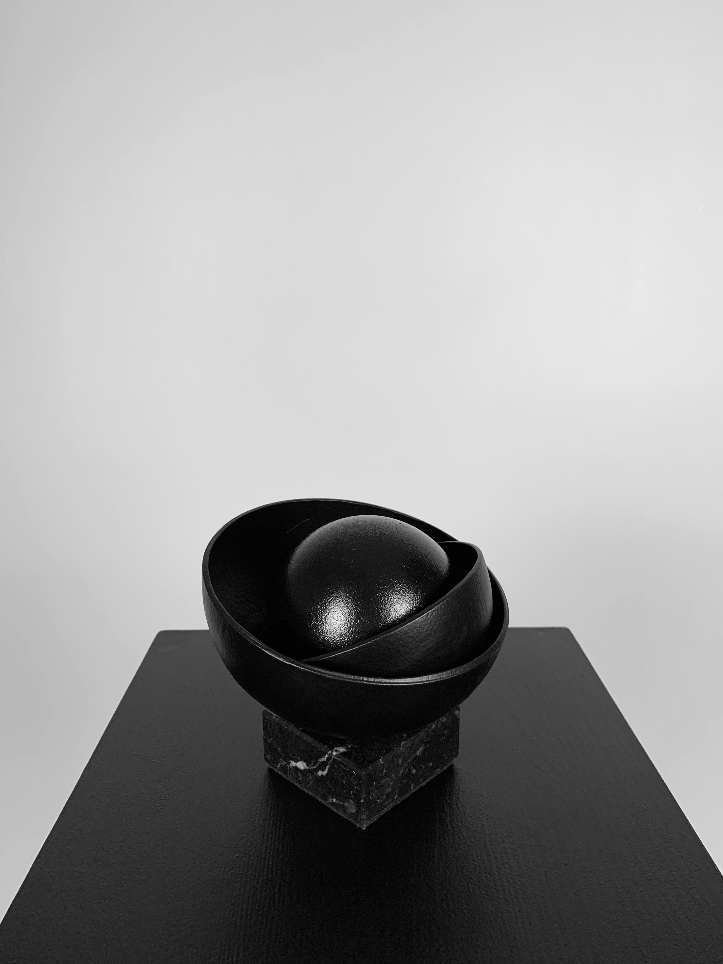Black Shell with Big Black Pearl - Abstract Sculpture by IRENA TONE