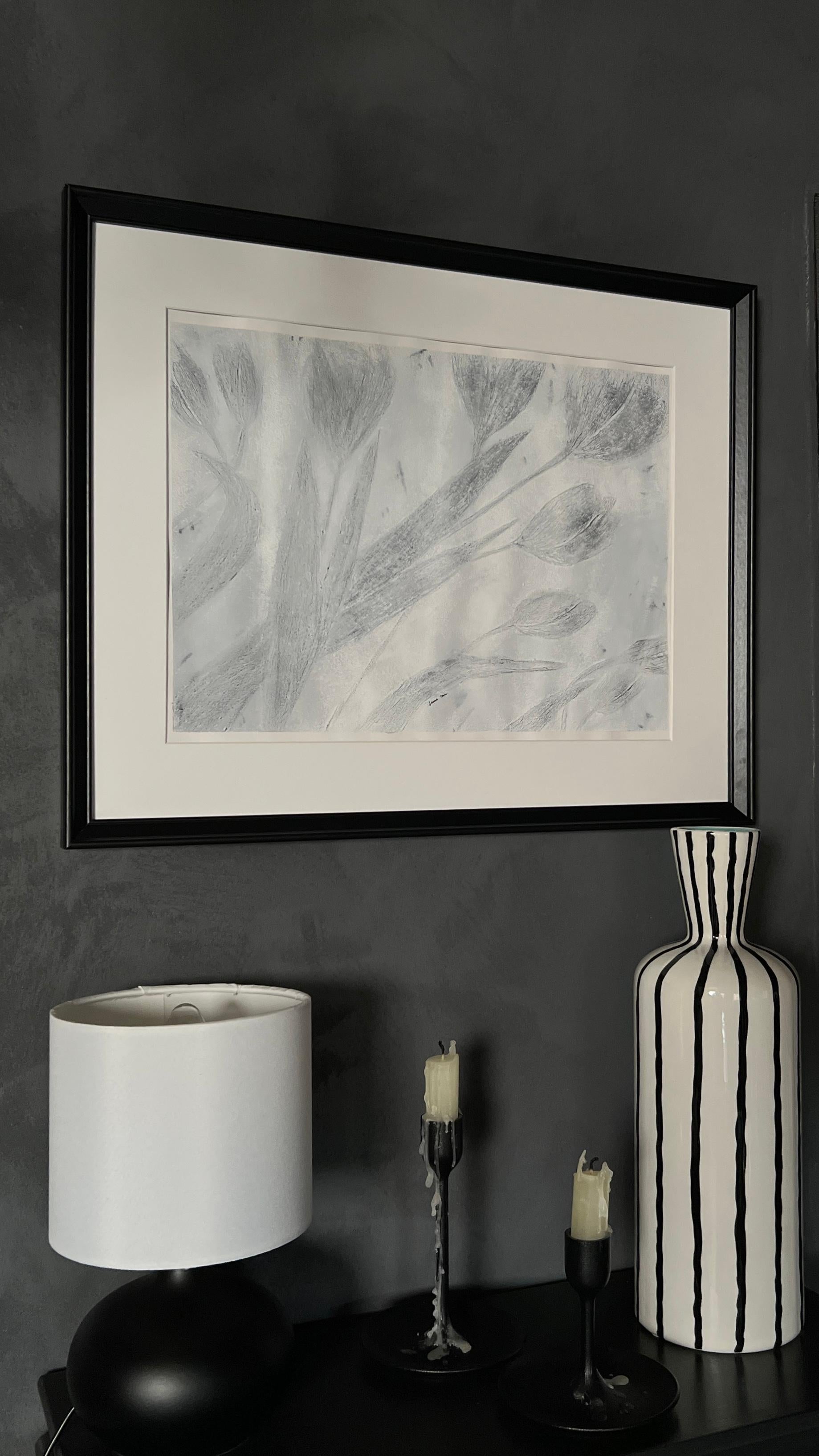 'Tulips' Black and White  - Painting by IRENA TONE