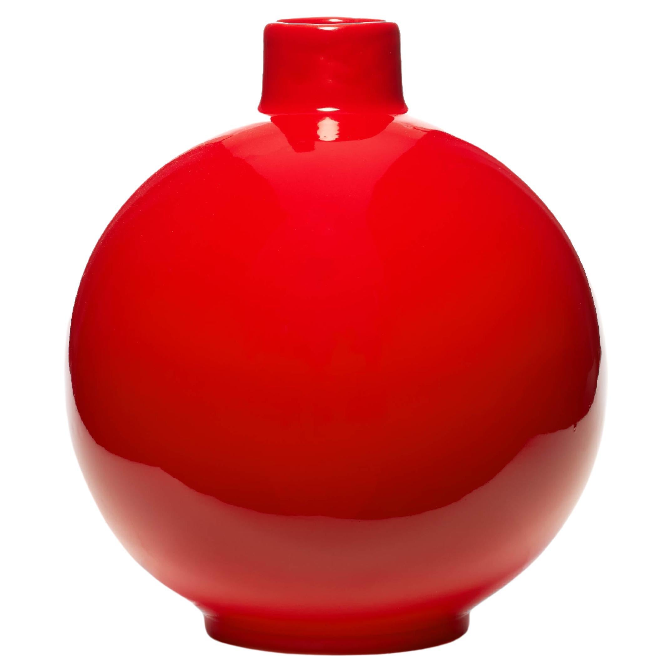 Irena Vase / Red by Malwina Konopacka