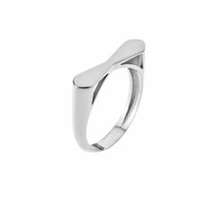 18 Karat White Gold Tie Ring. Sustainable Fine Jewelry