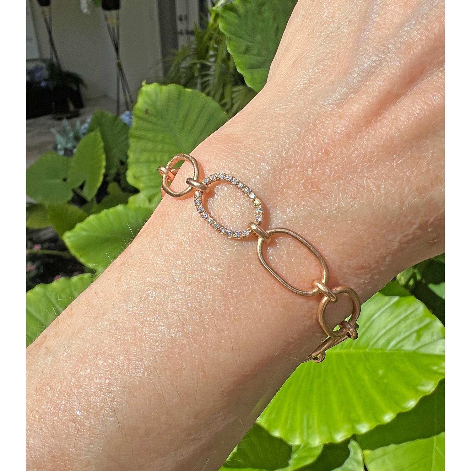 Irene Neuwirth 18k Rose Gold Diamond Oval Link Bracelet In Excellent Condition In Palm Beach, FL