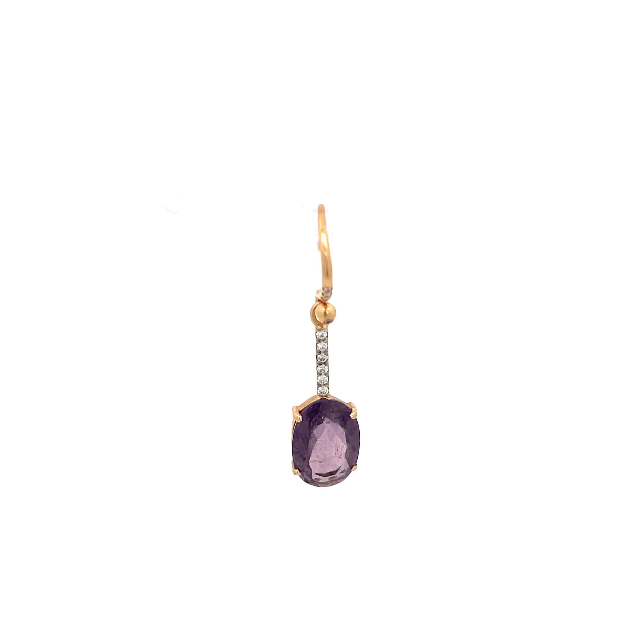 Contemporain Irene Neuwirth Boucle d'oreille simple en or rose 18K avec diamant et tourmaline violette en vente