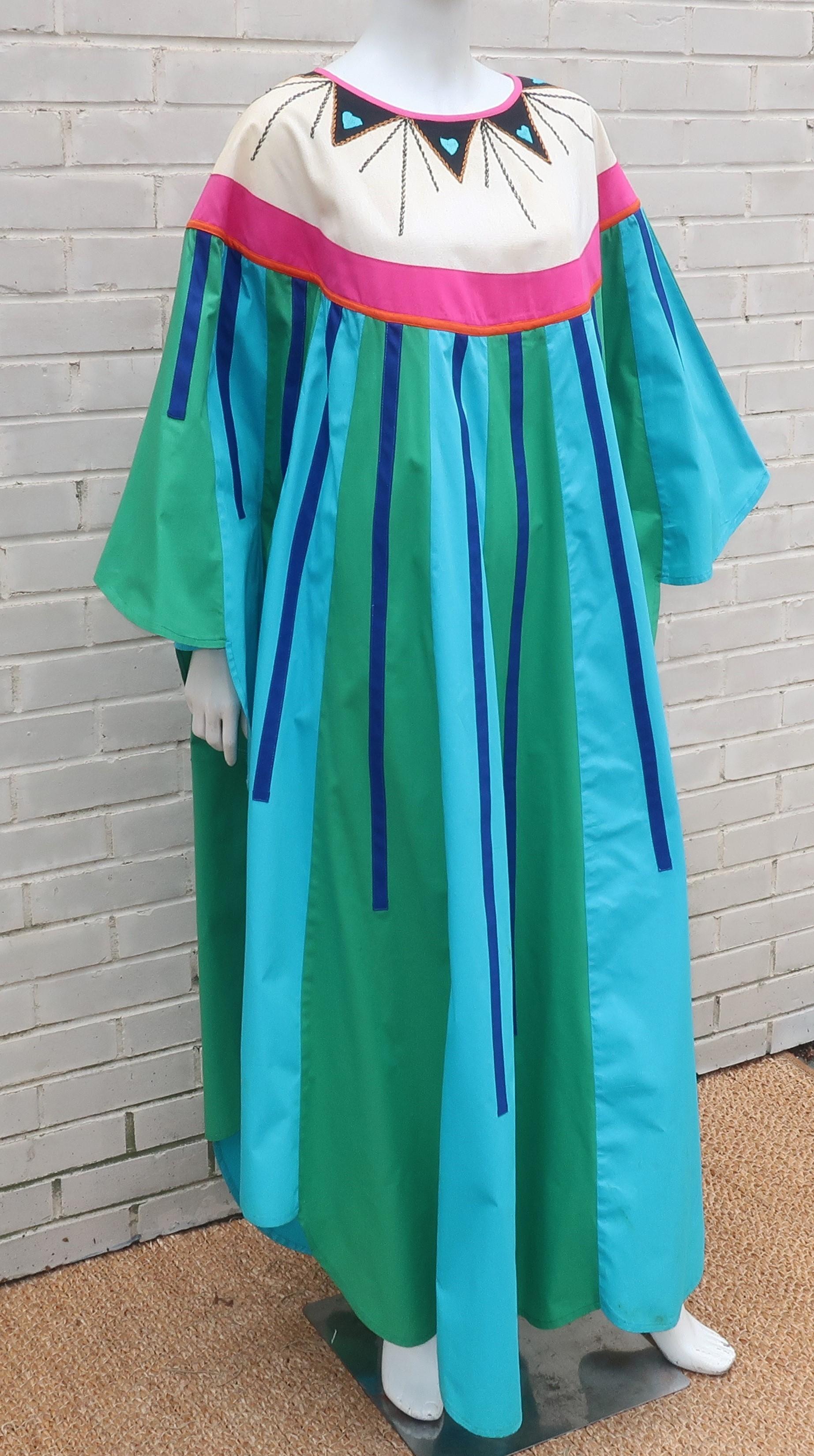 Irene Pulos Mexican Cotton Caftan Dress, 1970's In Fair Condition In Atlanta, GA