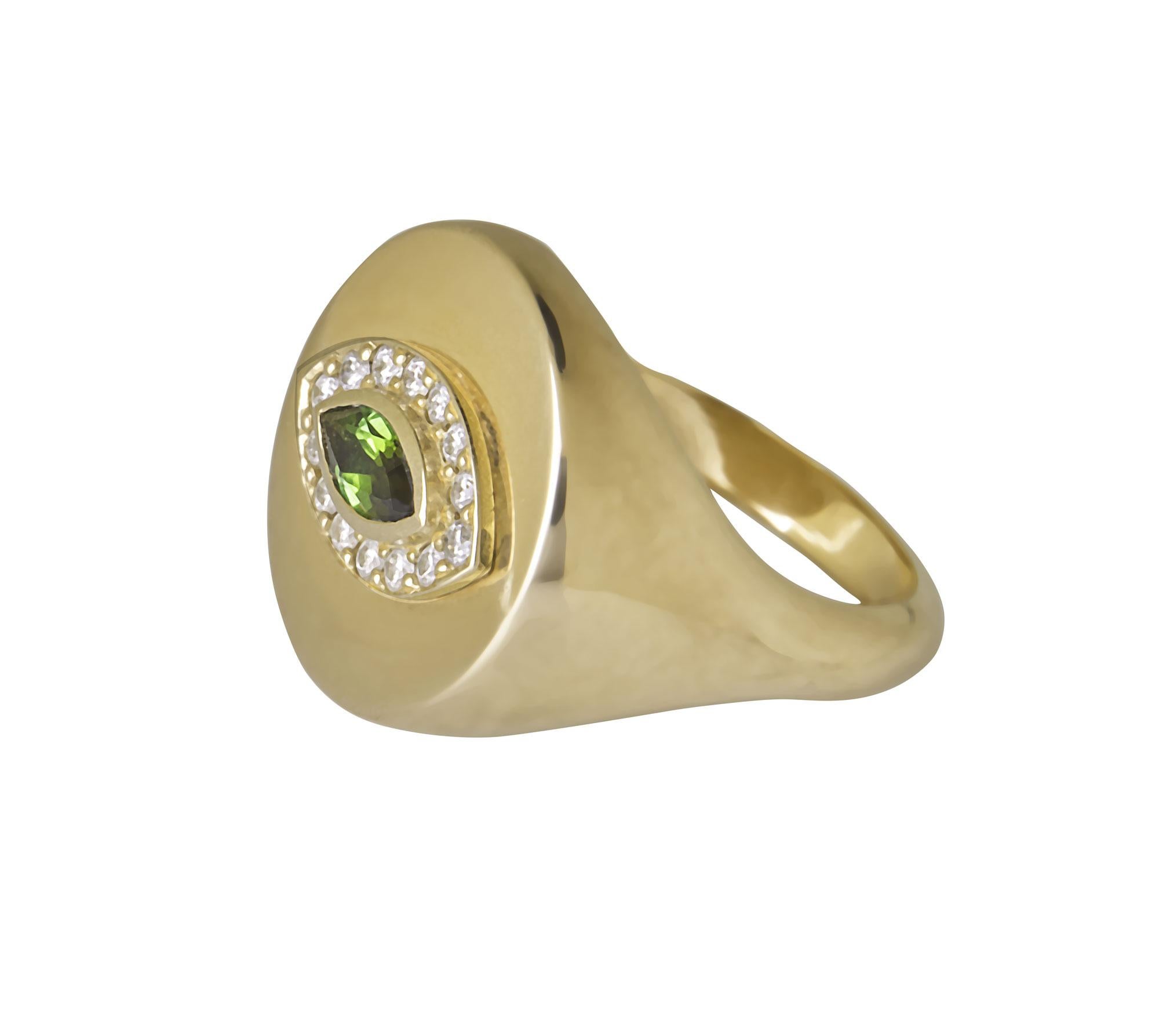 18 Karat Yellow Gold, Green Tourmaline Marquise Cut and Diamond, Eye Ring In New Condition For Sale In Málaga, ES