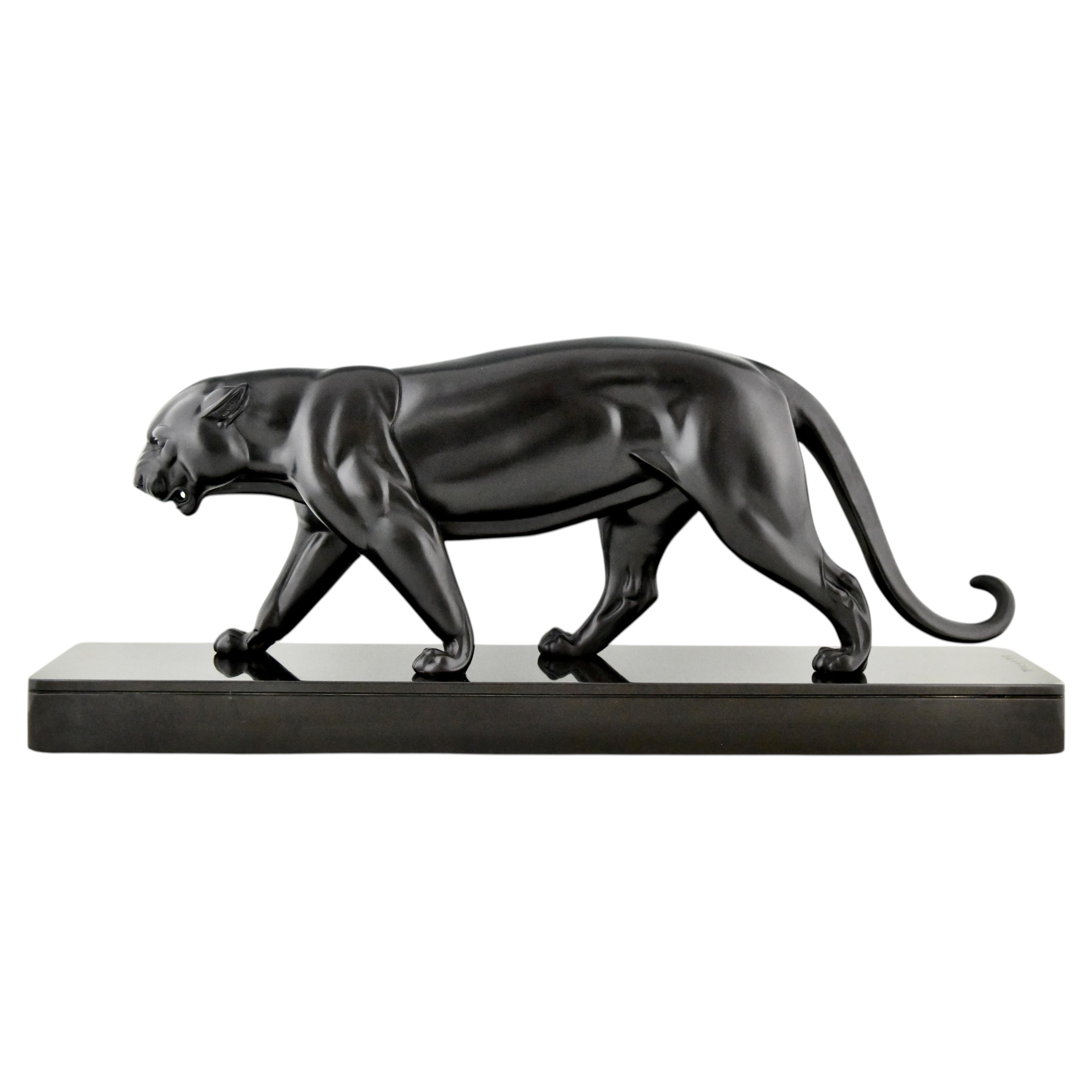 Irenée Rochard Art Deco Panther Sculpture in Black Patinated Metal – France 1930