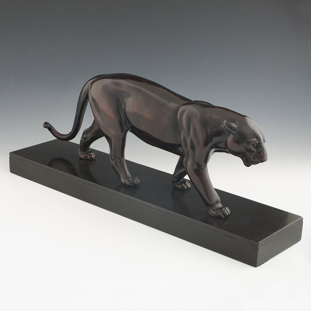 Milieu du XXe siècle Irenee Rochard - Sculpture originale en bronze Art Déco d'une panthère striée