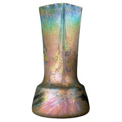 Vase symboliste aquatique irisé de Clement Massier