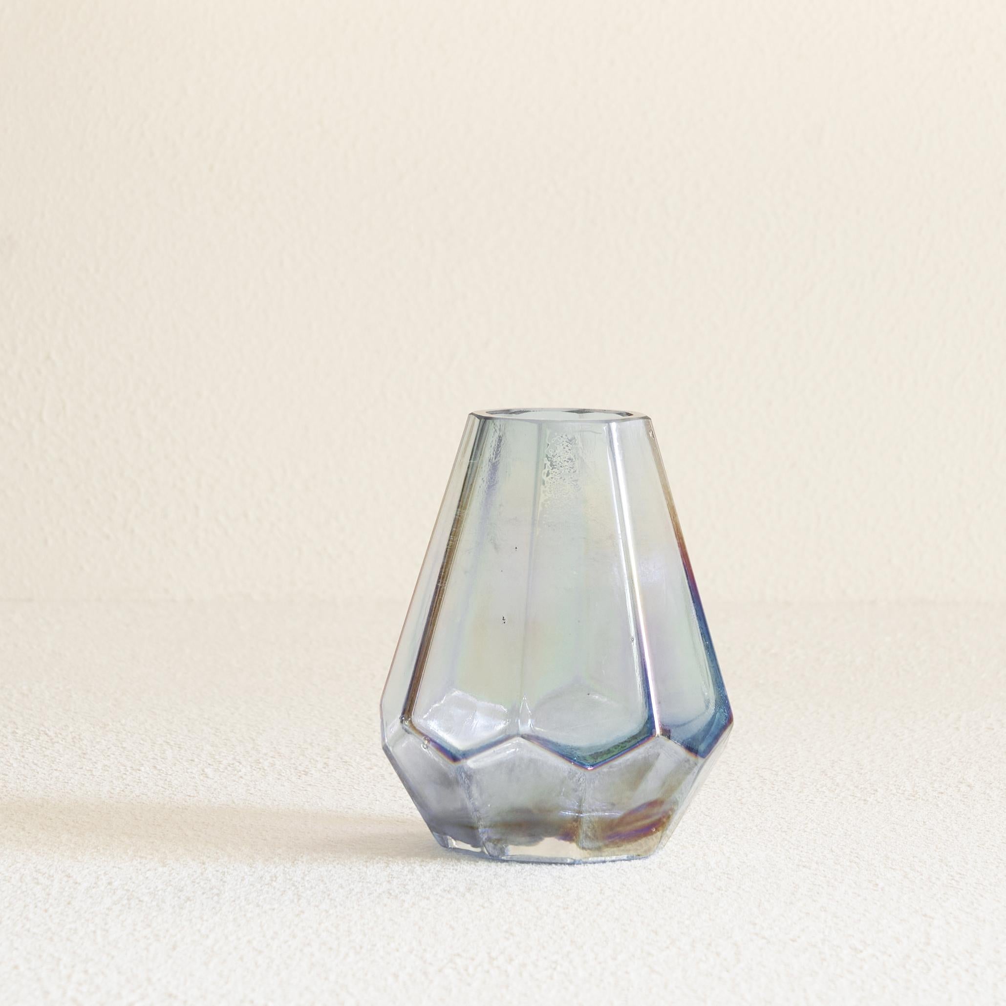 Iridescent Art Deco Glass Vase, 1930s For Sale 2