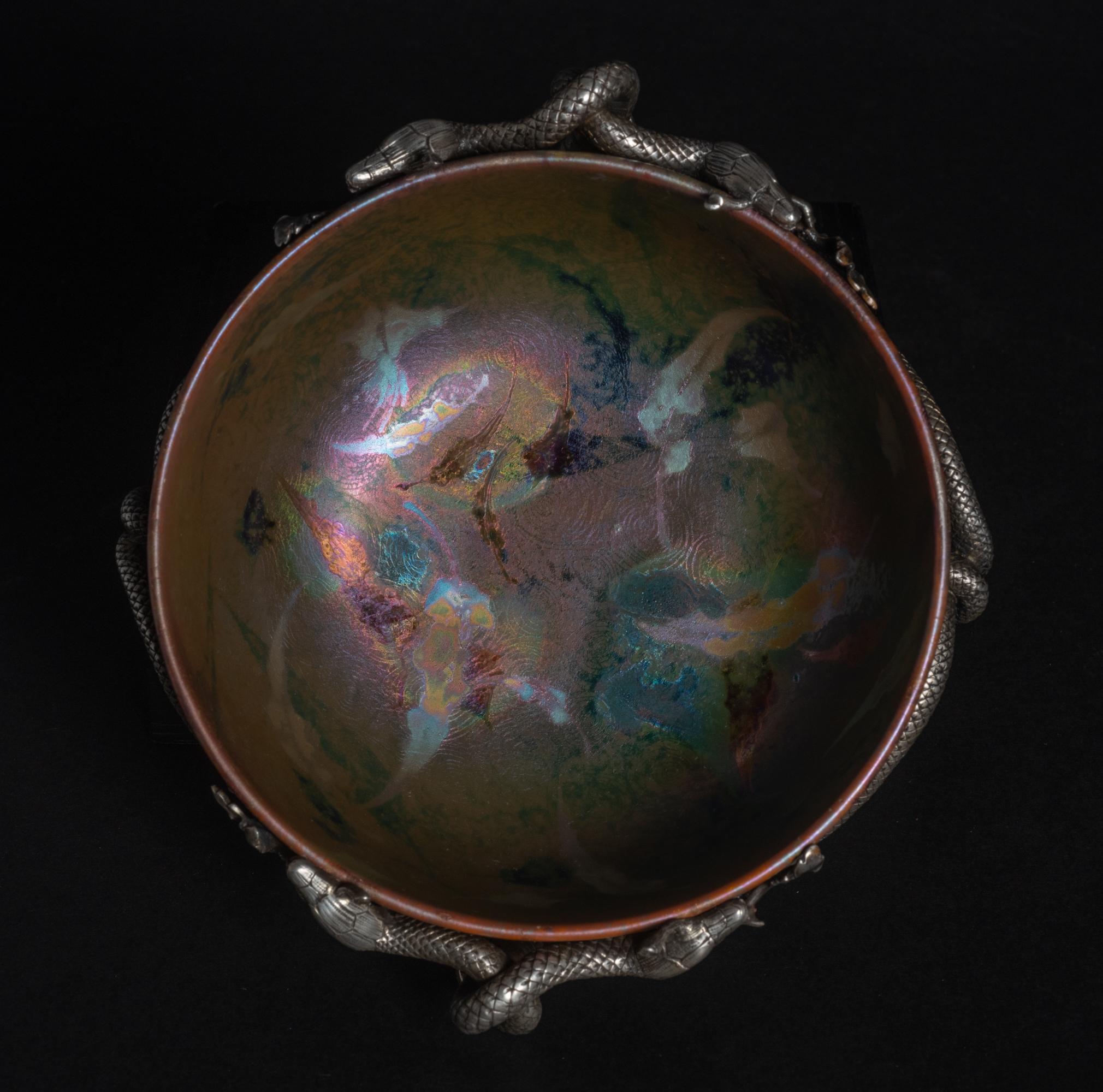 Bol Art Nouveau irisé avec monture serpentine en argent de Clement Massier 7