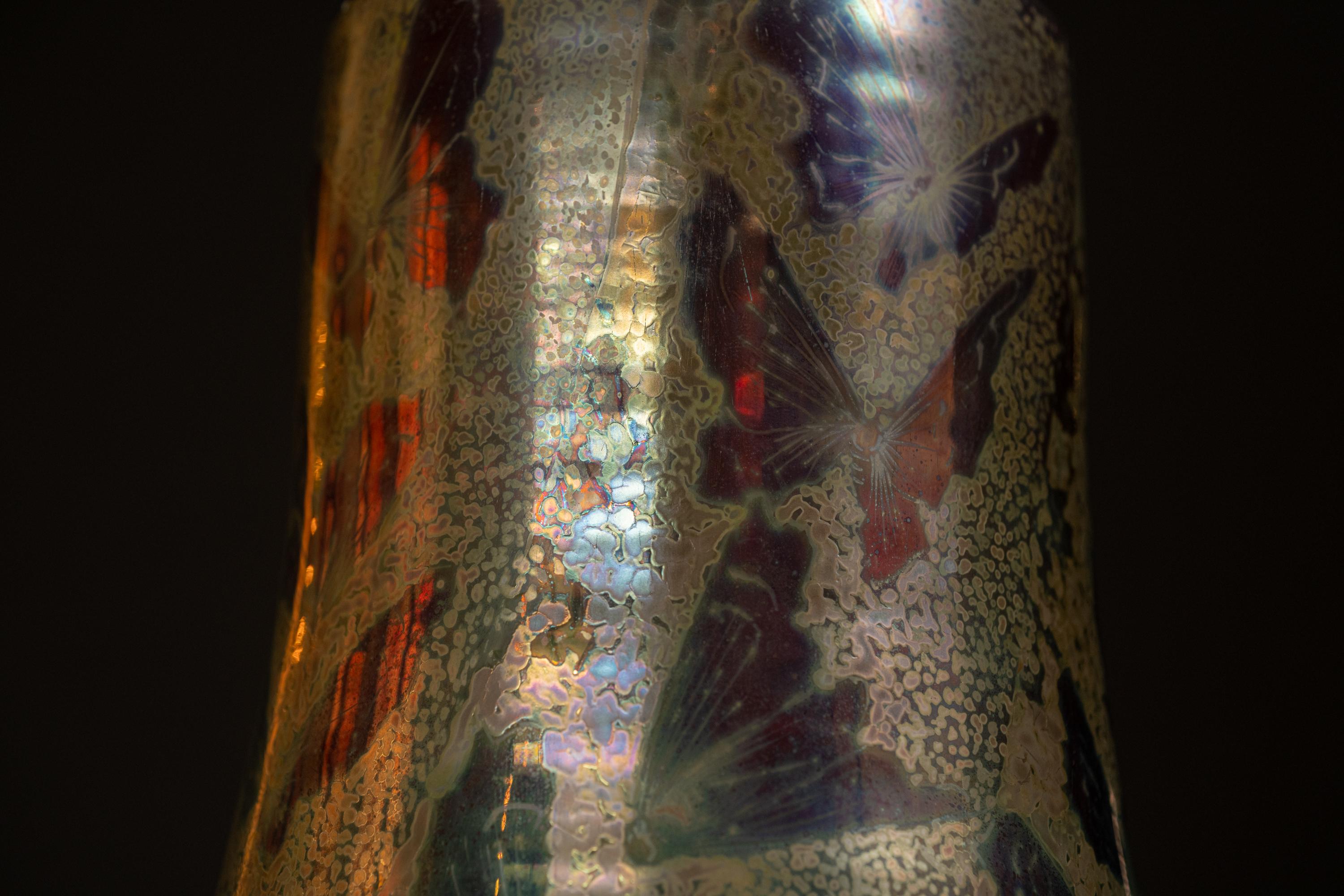 Iridescent Art Nouveau Butterflies Vase by Lucien Levy Dhurmer Clement Massier In Good Condition For Sale In Chicago, US