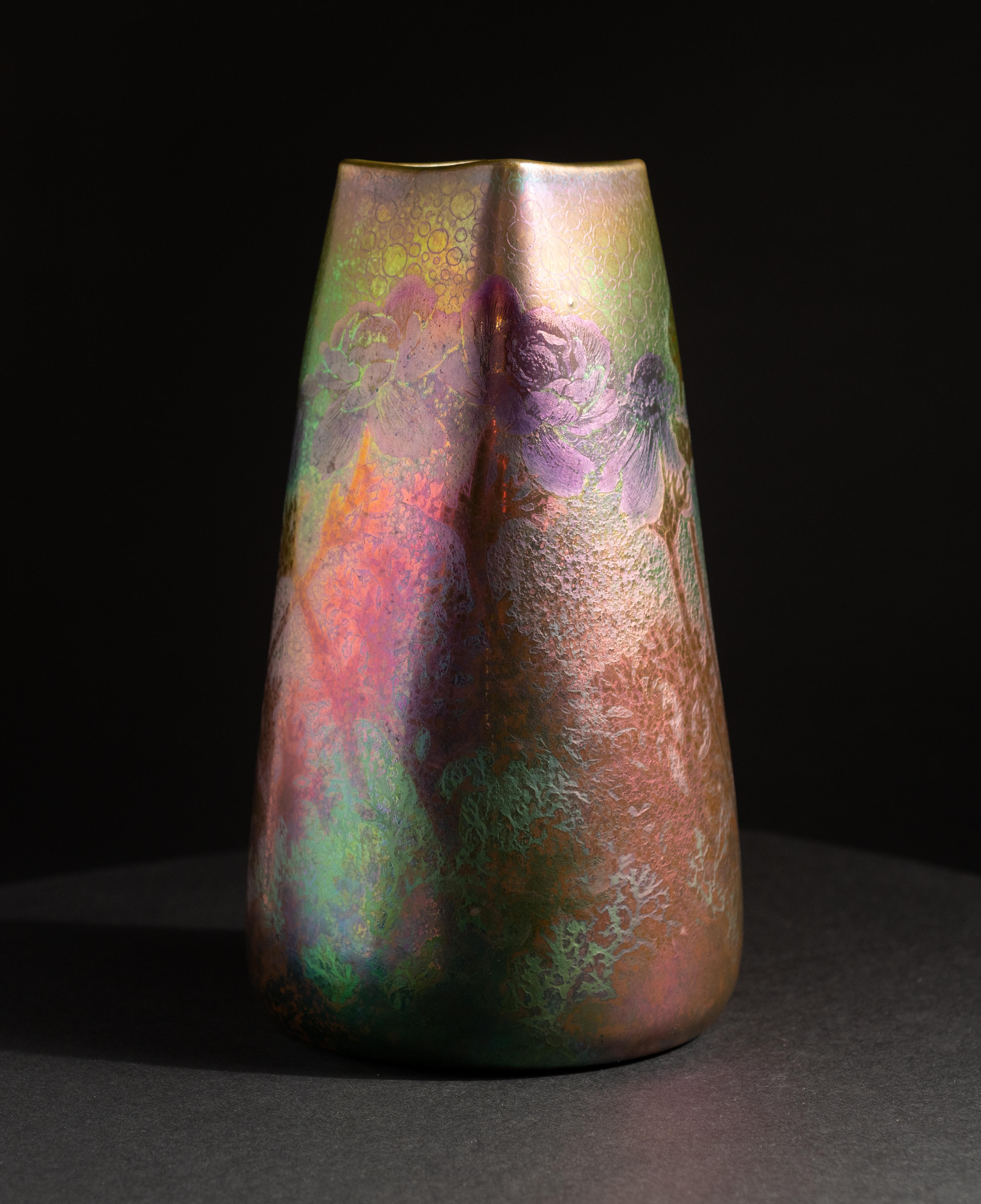 Iridescent Art Nouveau Flower Vase by Lucien Levy-Dhurmer for Clement Massier In Excellent Condition For Sale In Chicago, US