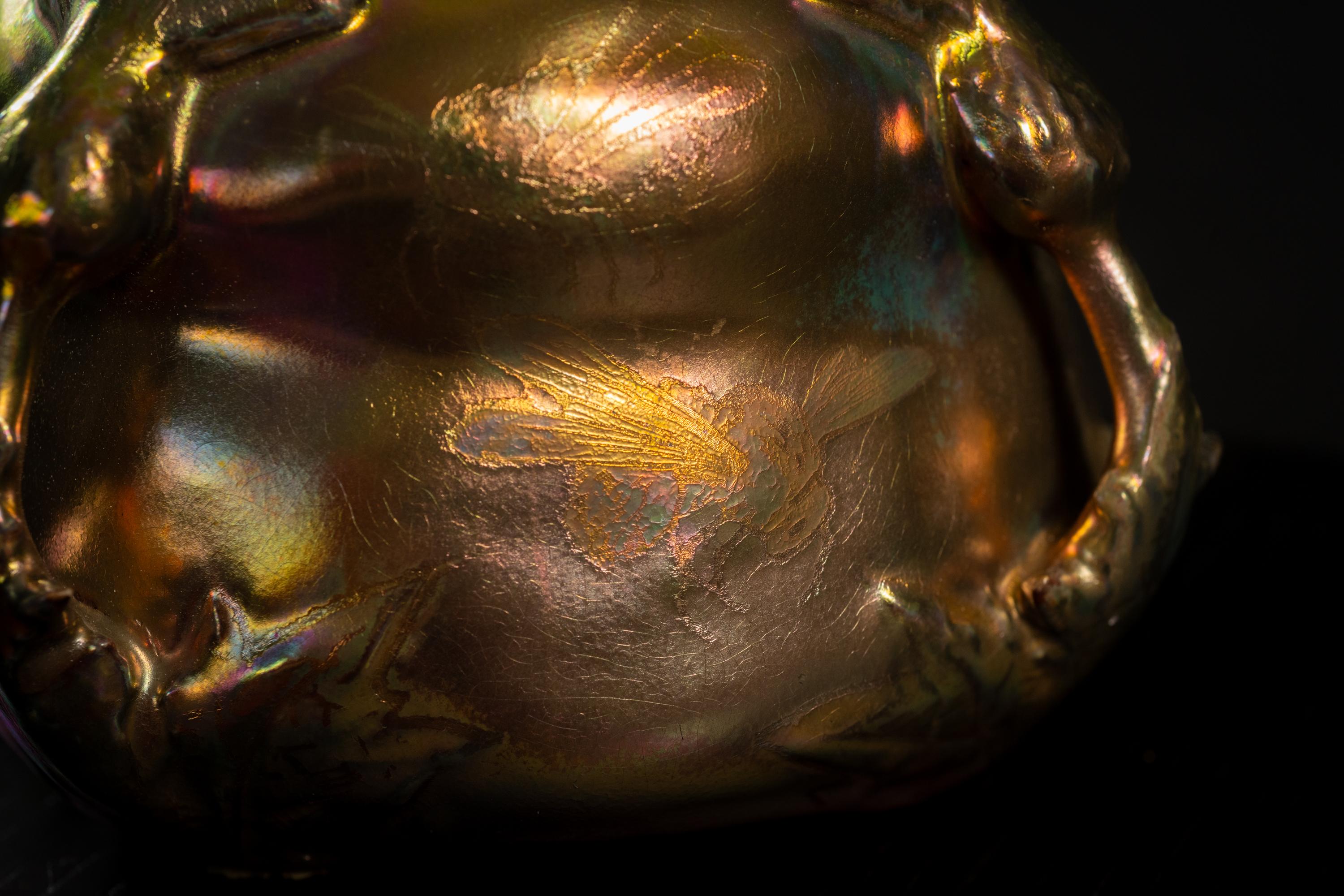 Iridescent Art Nouveau Golden Bees Vase by Delphin Massier for Clement Massier For Sale 9