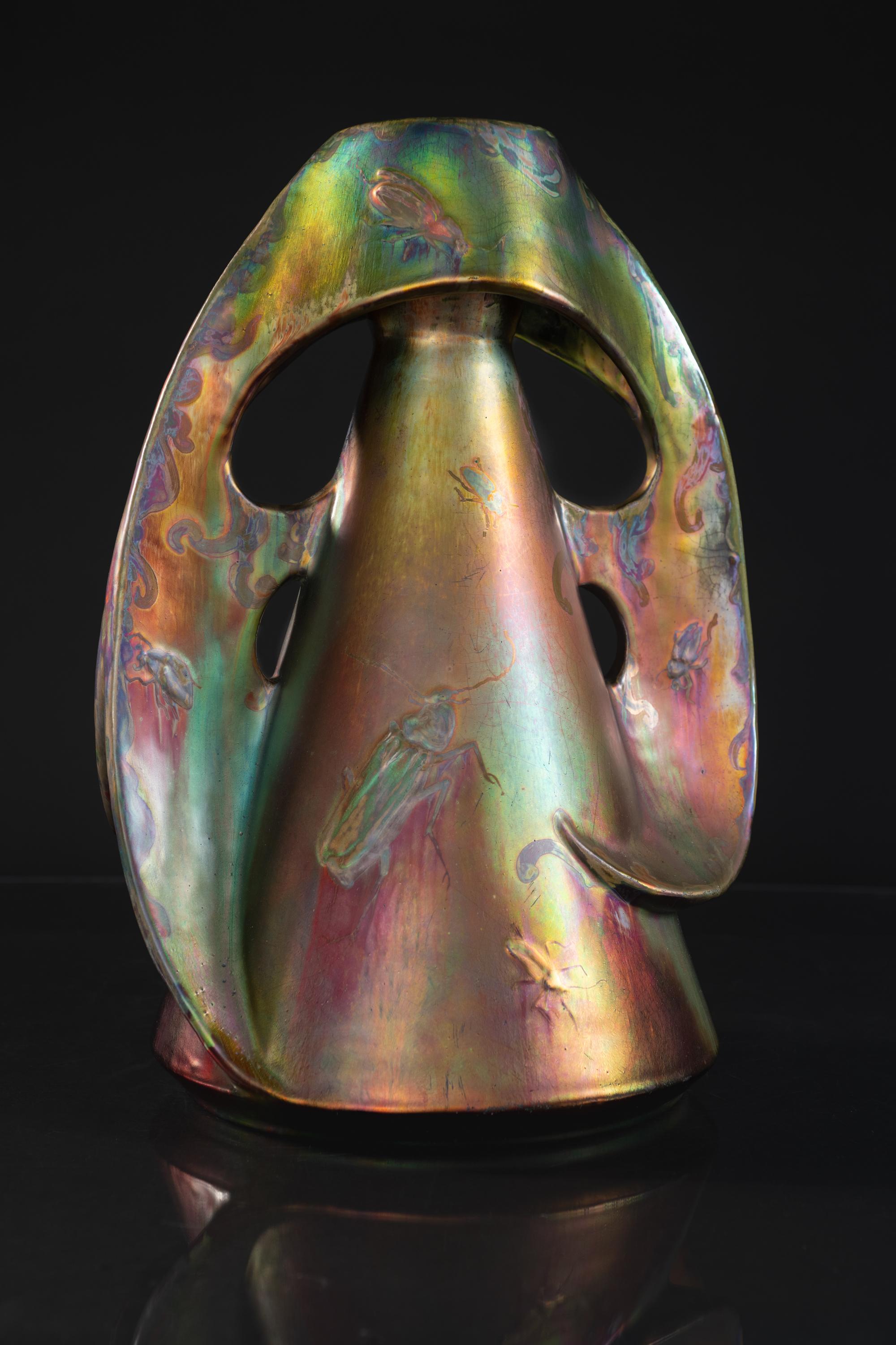 Iridescent Art Nouveau Monumental Beetle Vase by Delphin Massier In Excellent Condition For Sale In Chicago, US