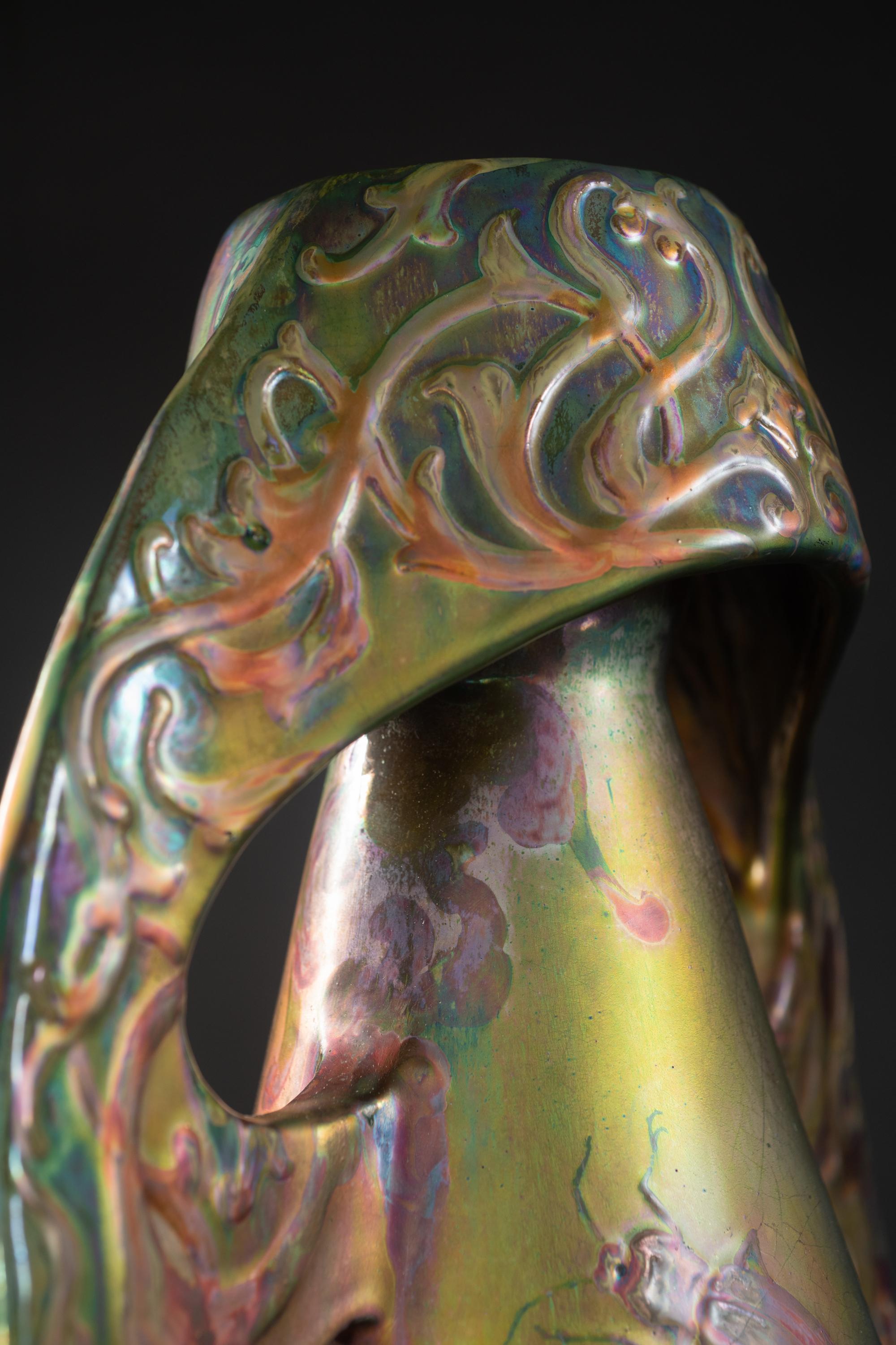 Iridescent Art Nouveau Monumental Beetle Vase by Delphin Massier For Sale 2
